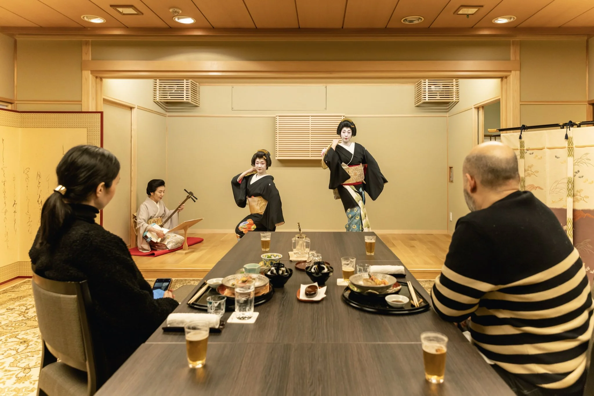 7-Tokyo_Private_Dining_with_Geisha_027.jpg