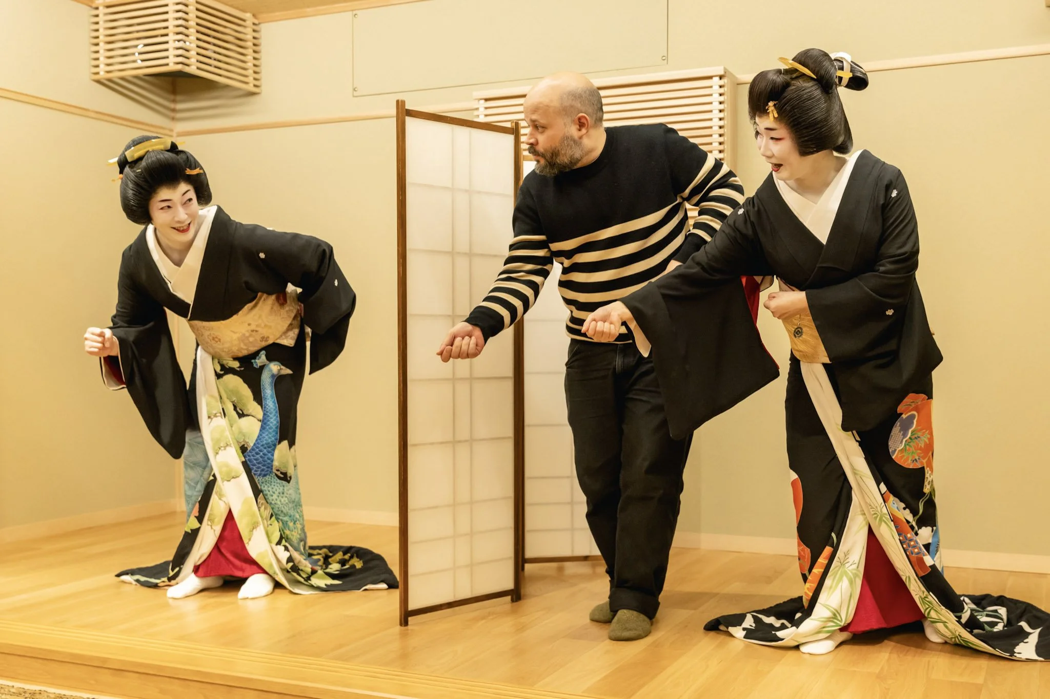 10-Tokyo_Private_Dining_with_Geisha_058.jpg