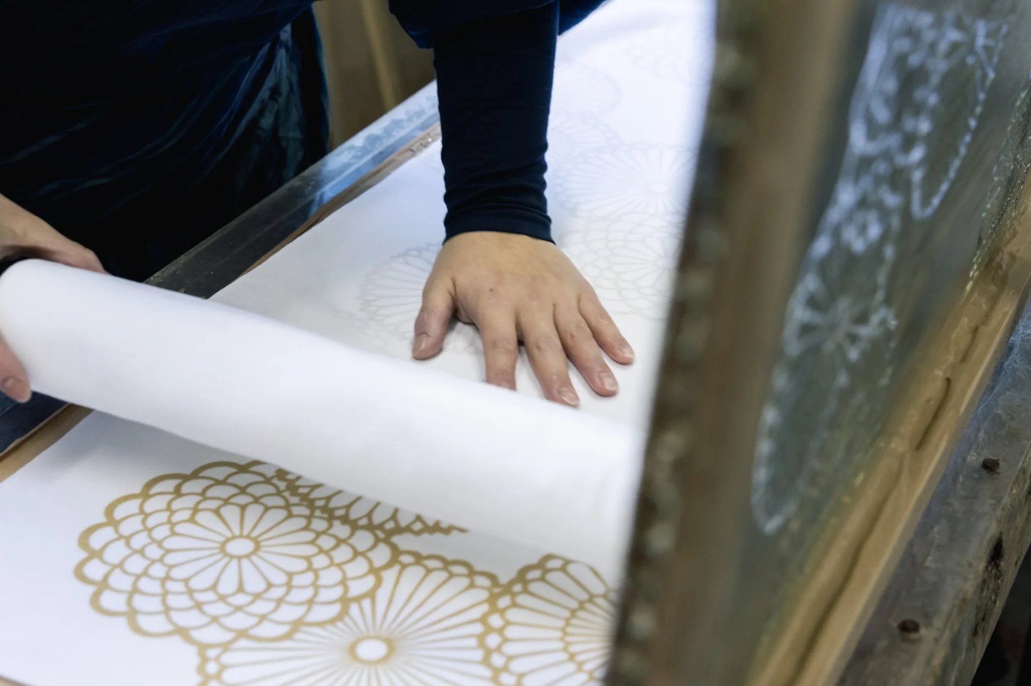 6-Tokyo_Honzome_Fabric_Dyeing_062.jpg