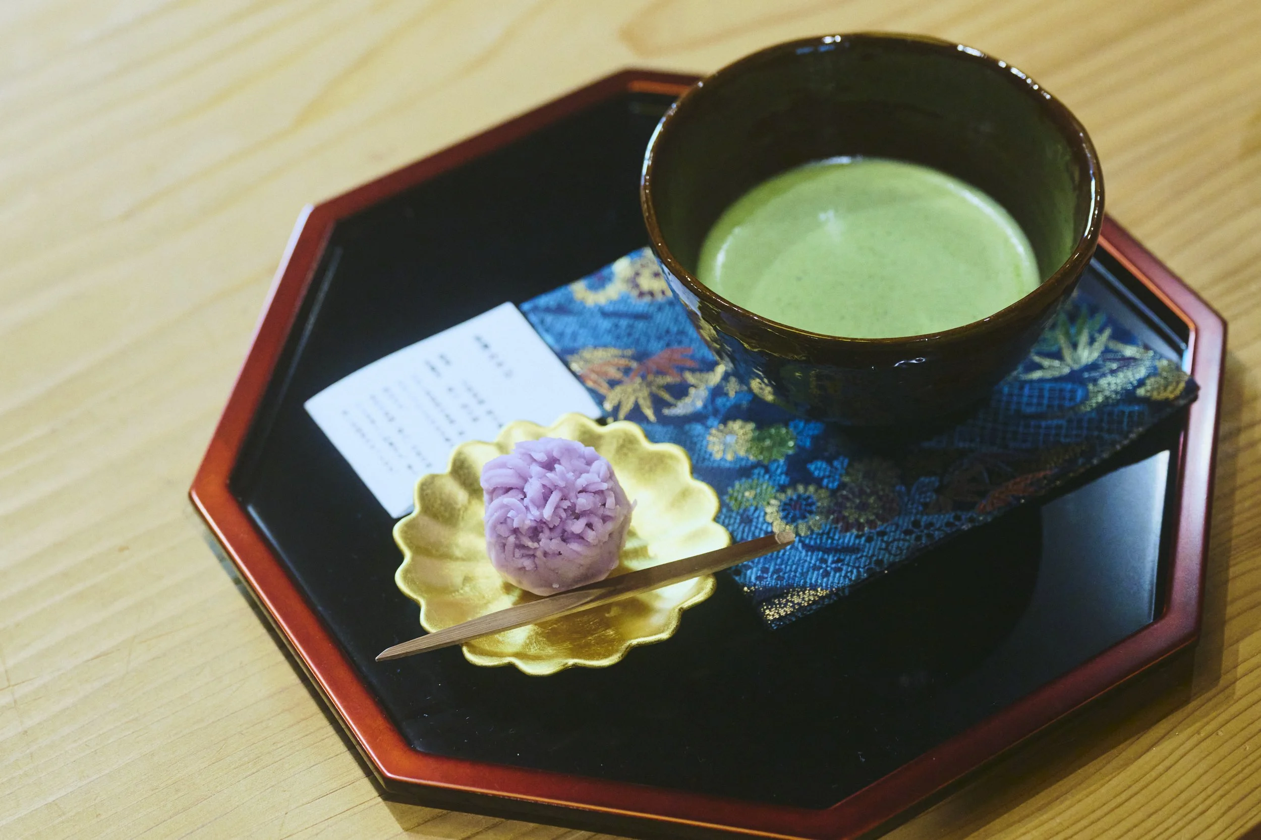 7-Kanazawa_Gold leaf studio_212.jpg