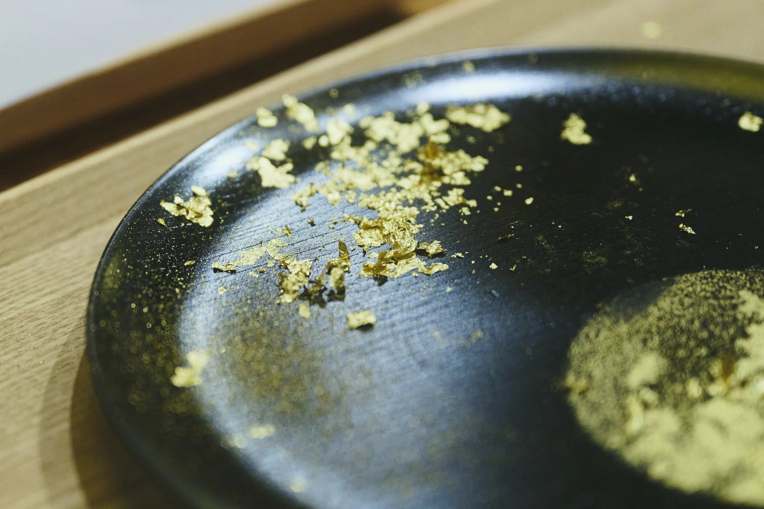 11-Kanazawa_Gold leaf studio_177.jpg