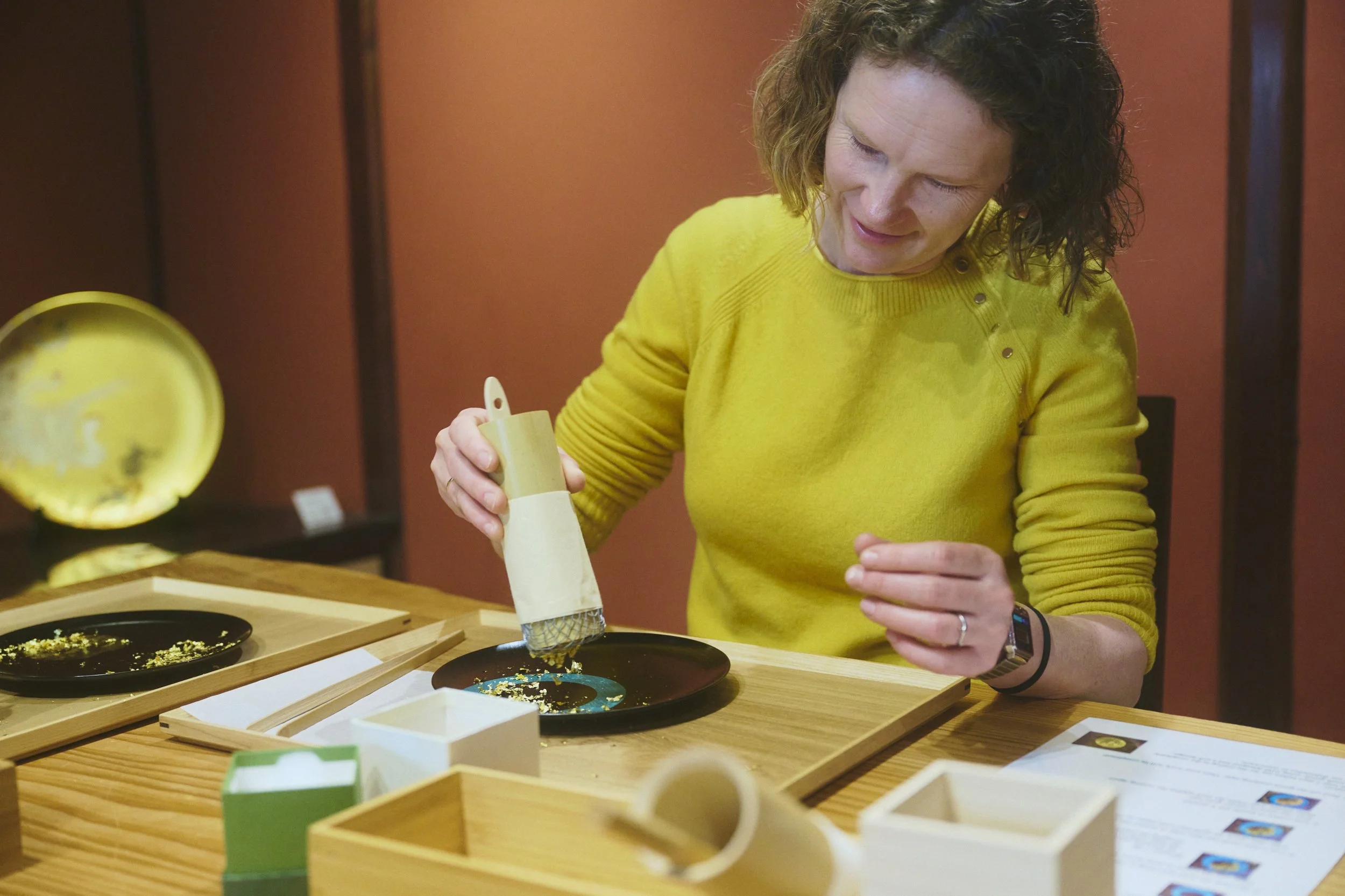 13-Kanazawa_Gold leaf studio_169.jpg