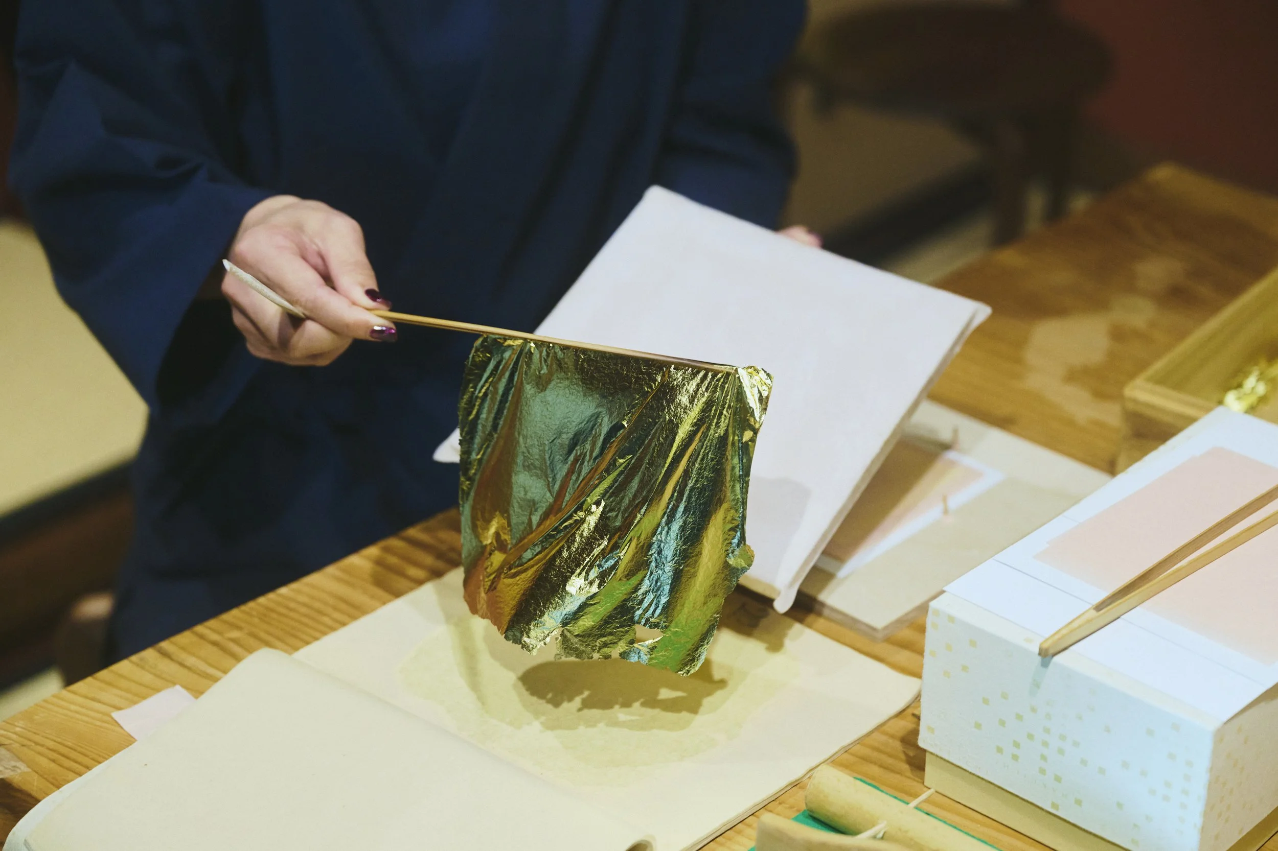 21-Kanazawa_Gold leaf studio_082.jpg