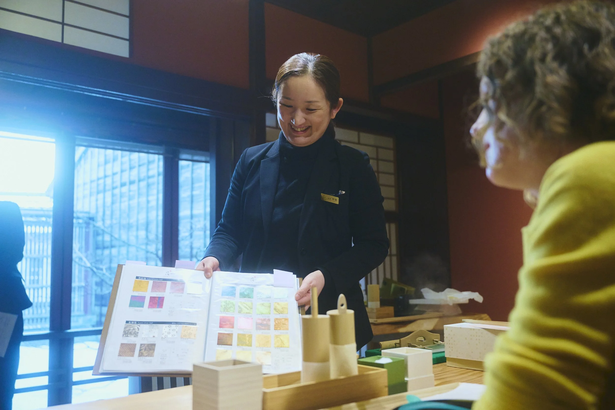 22-Kanazawa_Gold leaf studio_070.jpg