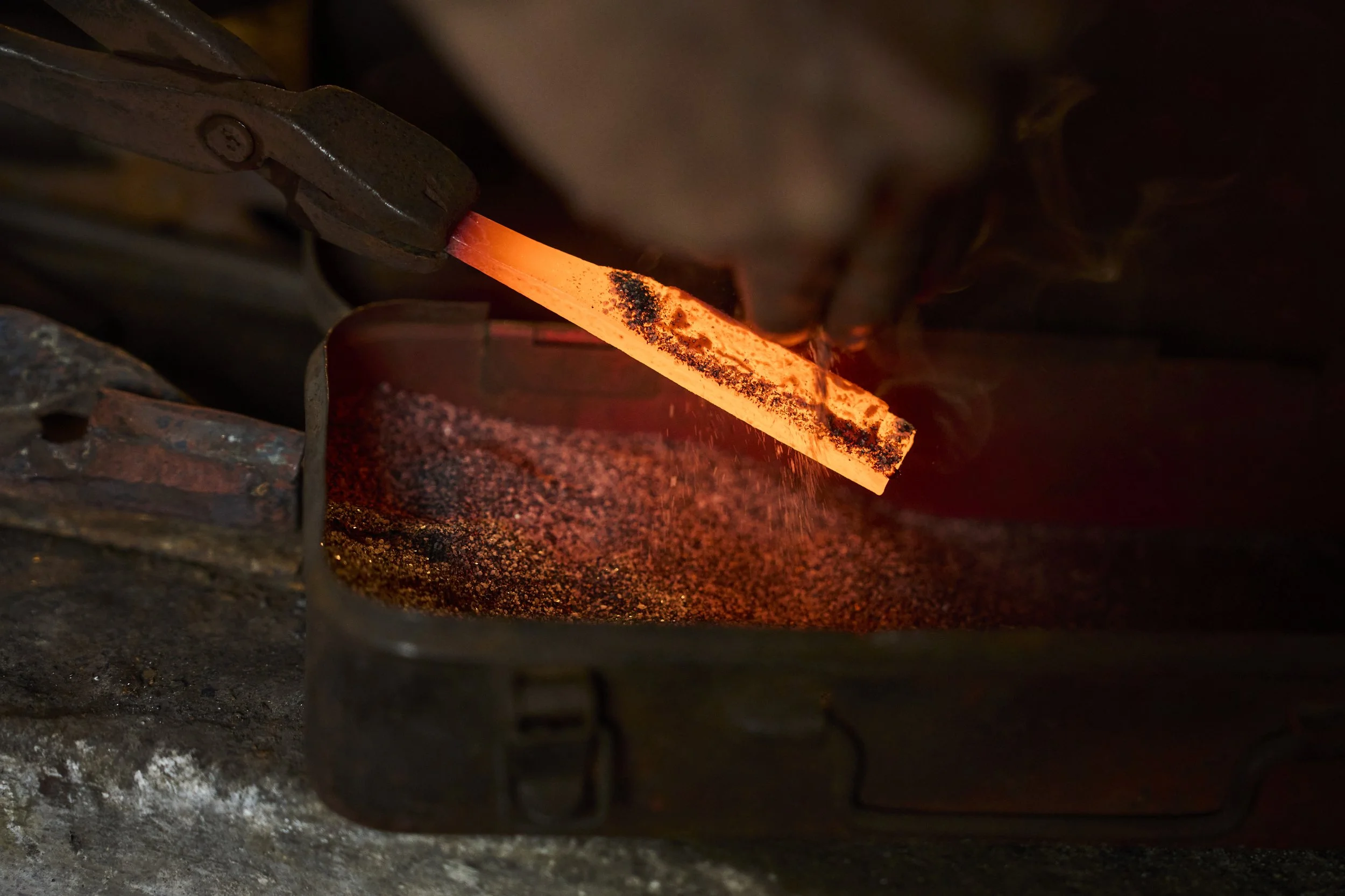 5-Niigata_Razor blade forge_085.jpg