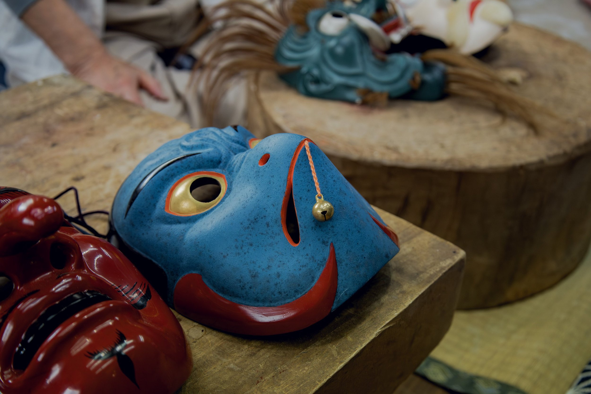 17-NARA_NohMaskMaking_MaruoManjirō_2560px_068.jpg