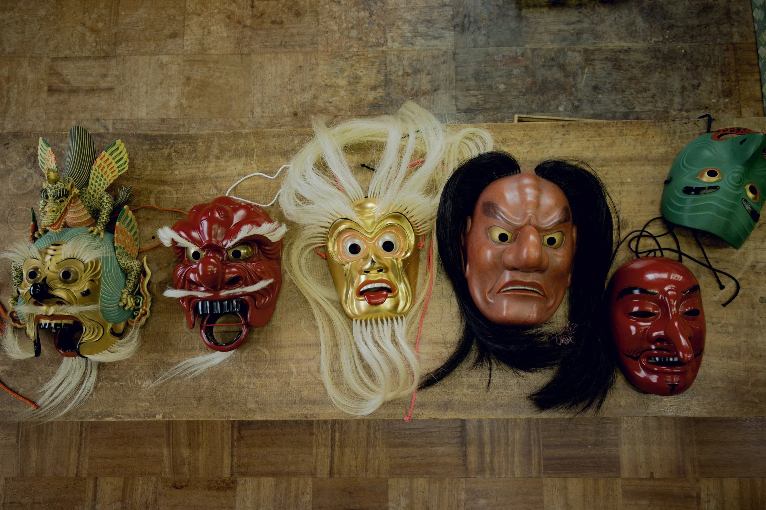 18-NARA_NohMaskMaking_MaruoManjirō_2560px_070.jpg