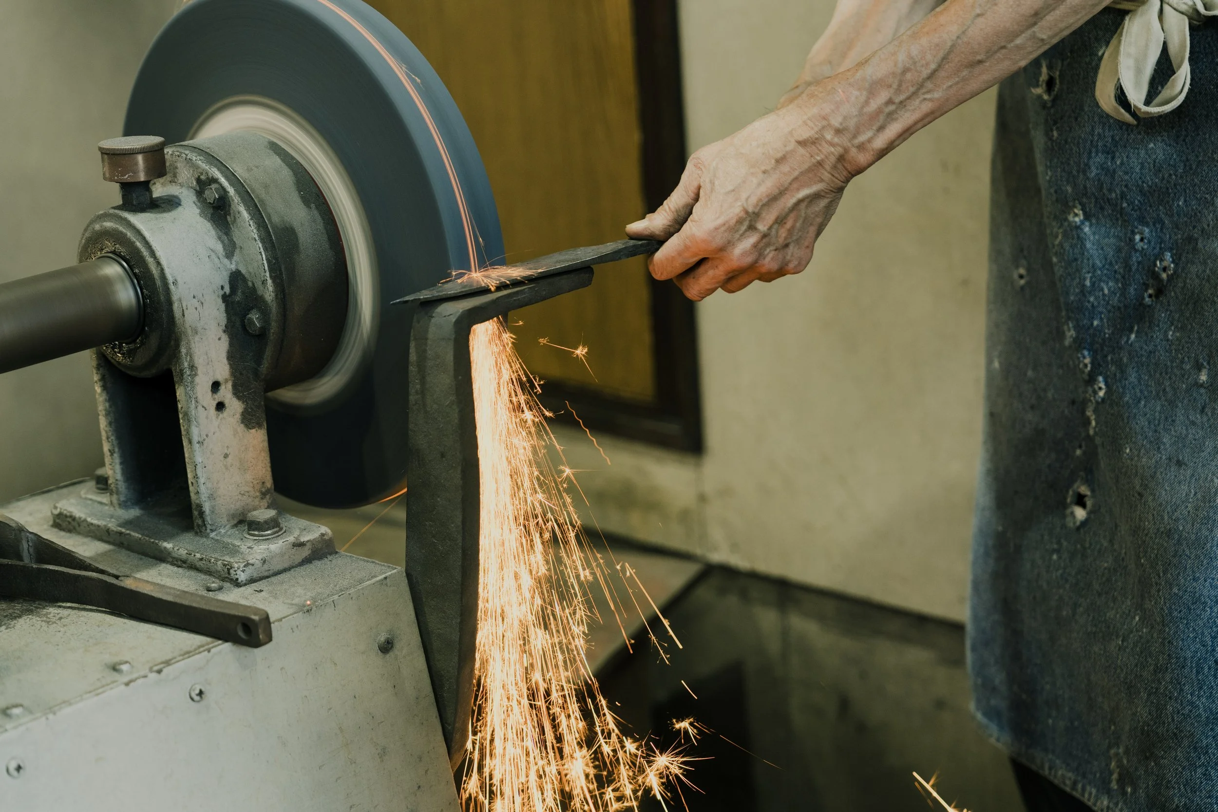 1-Tokyo_Blade Forge_128.jpg