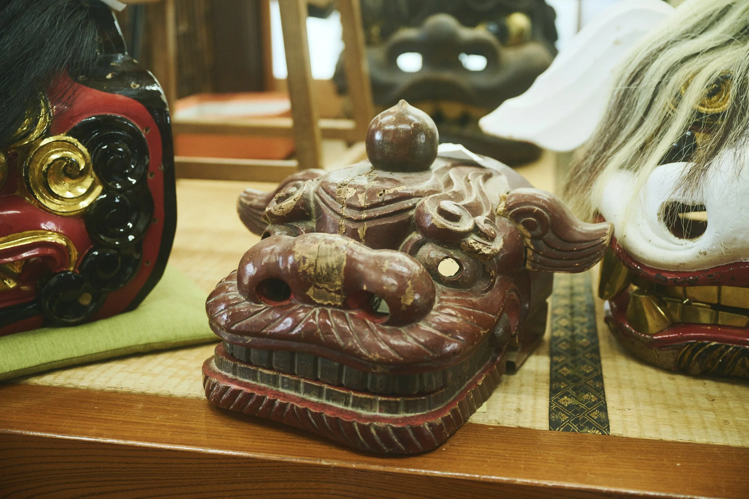 8-Kanazawa_Lion mask carving_035.jpg