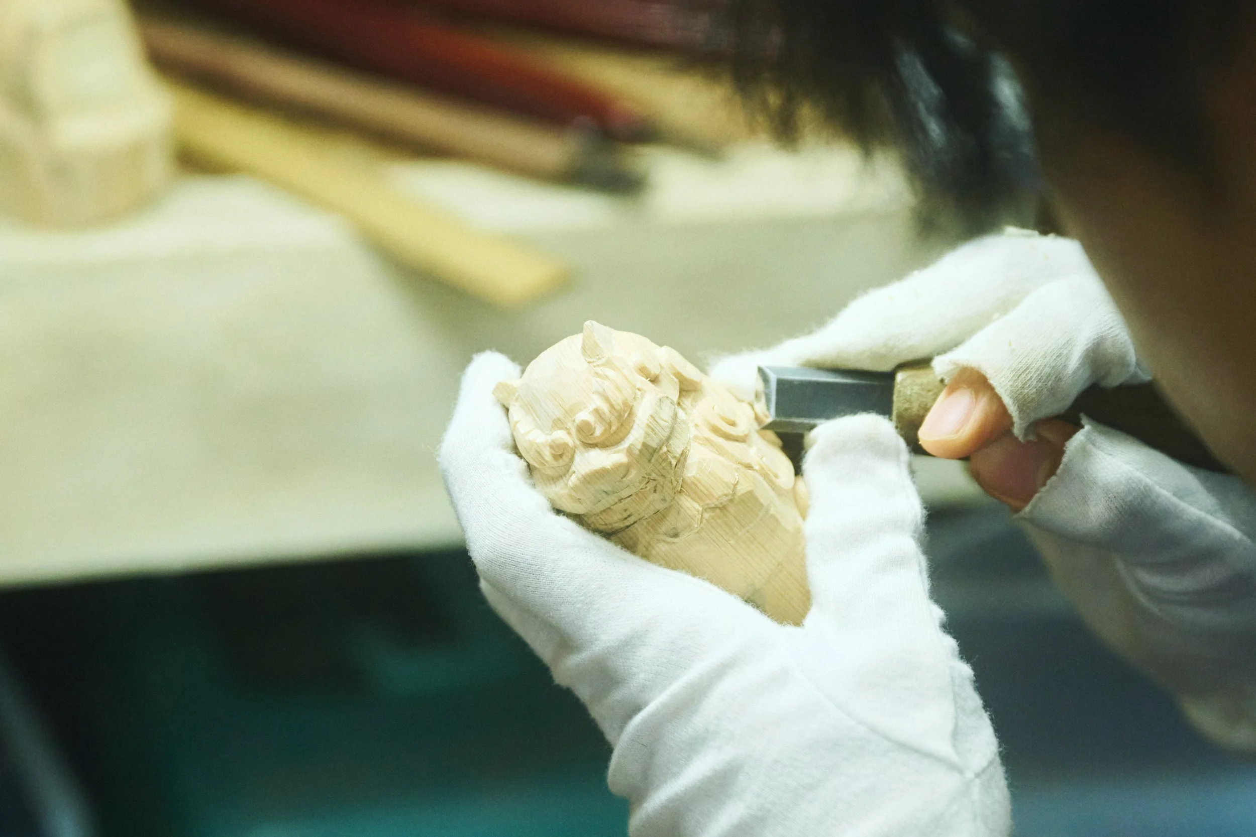 12-Kanazawa_Lion mask carving_073.jpg