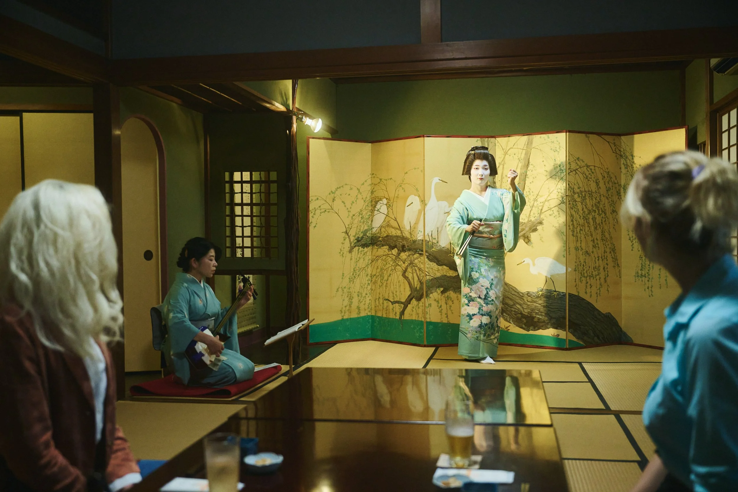 12-Kanazawa_Geisha performance_093.jpg