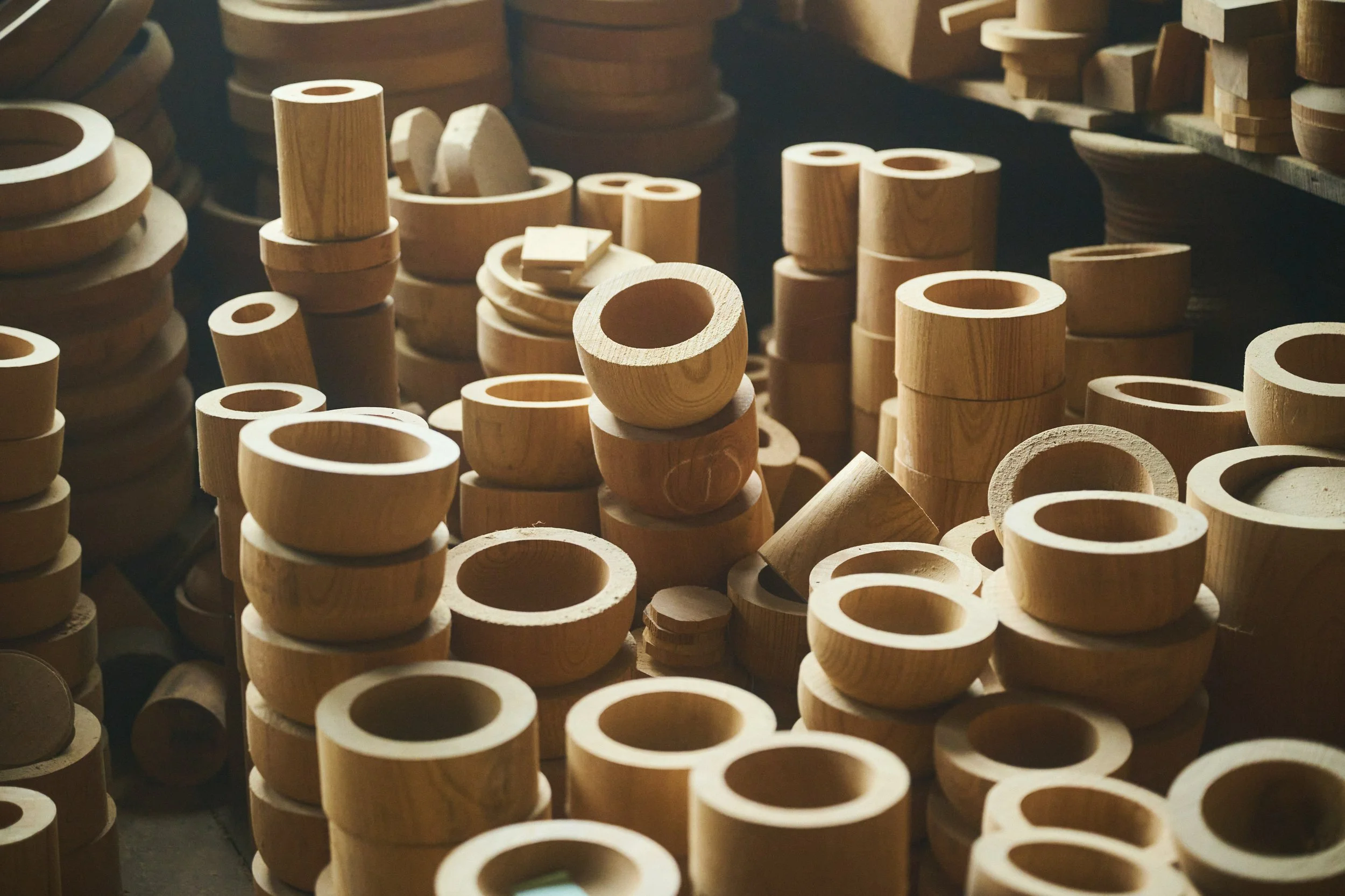 19-Kanazawa_Paulownia wood craft_189.jpg