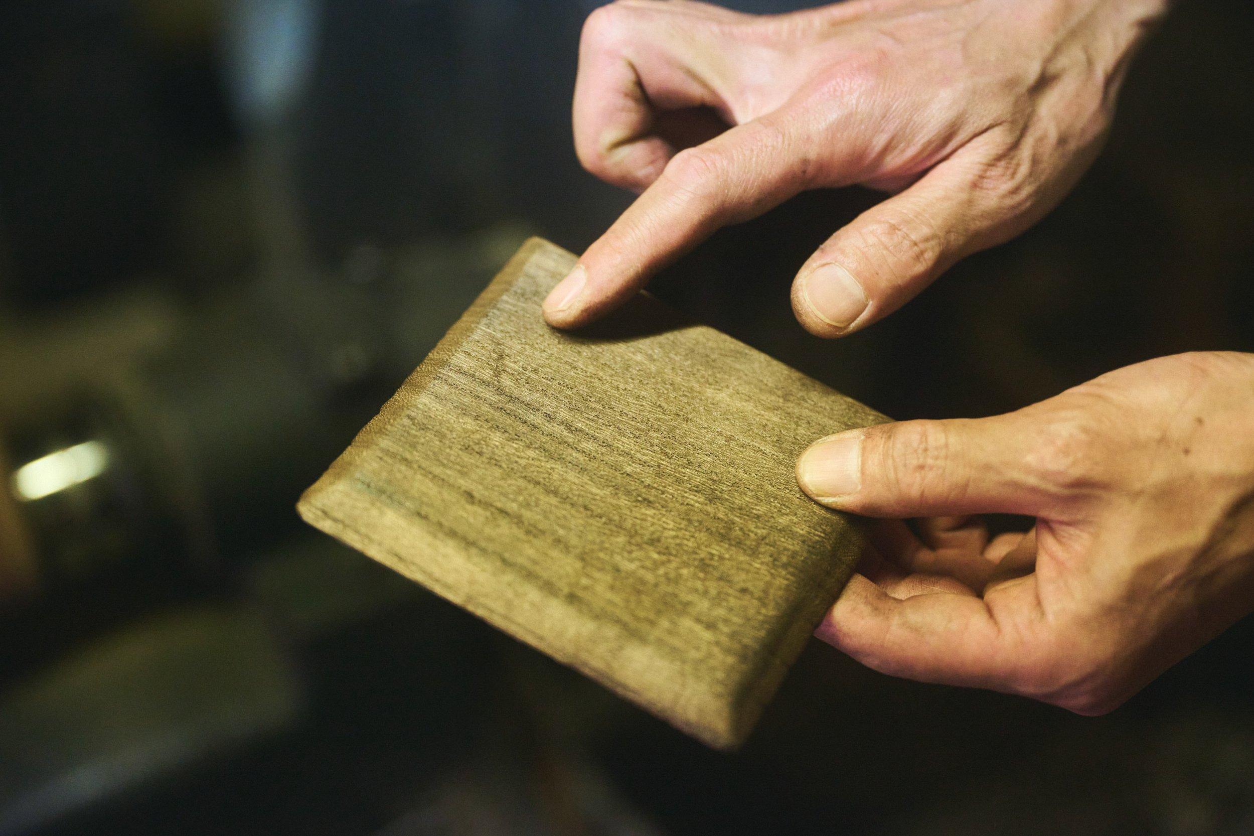26-Kanazawa_Paulownia wood craft_280.jpg