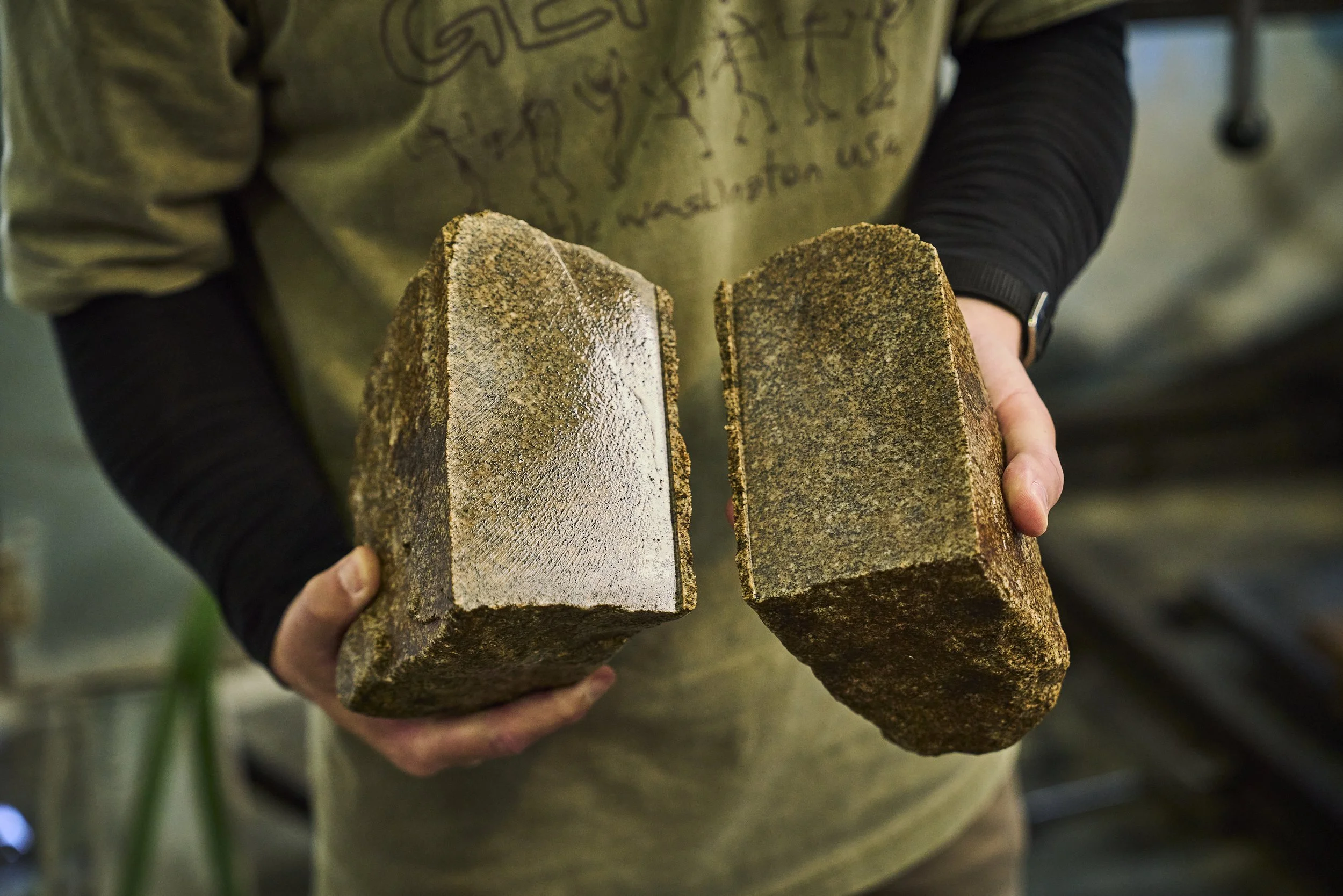 22-Takamatsu_Stone Bookend_062.jpg