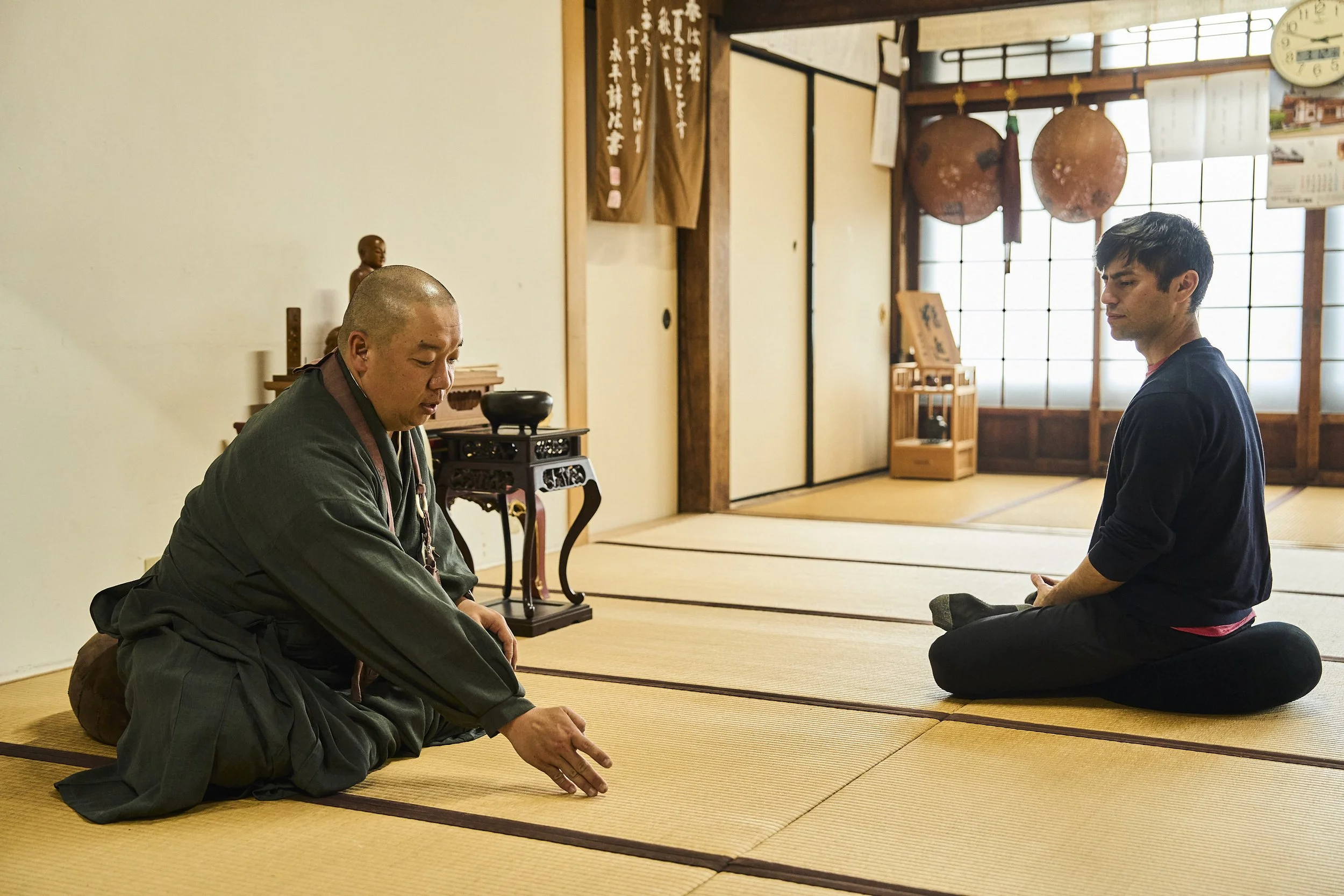 6-Nakatsugawa_Zazen meditation_035.jpg