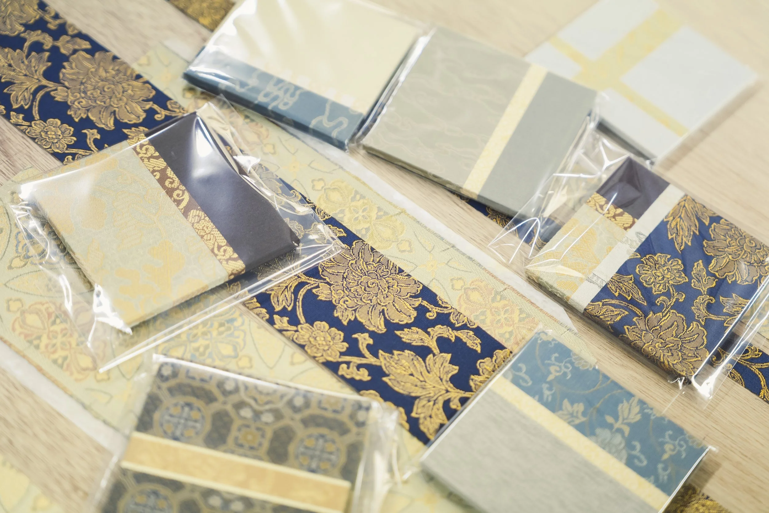 21-Fukuoka_Artwork Framing_135.jpg