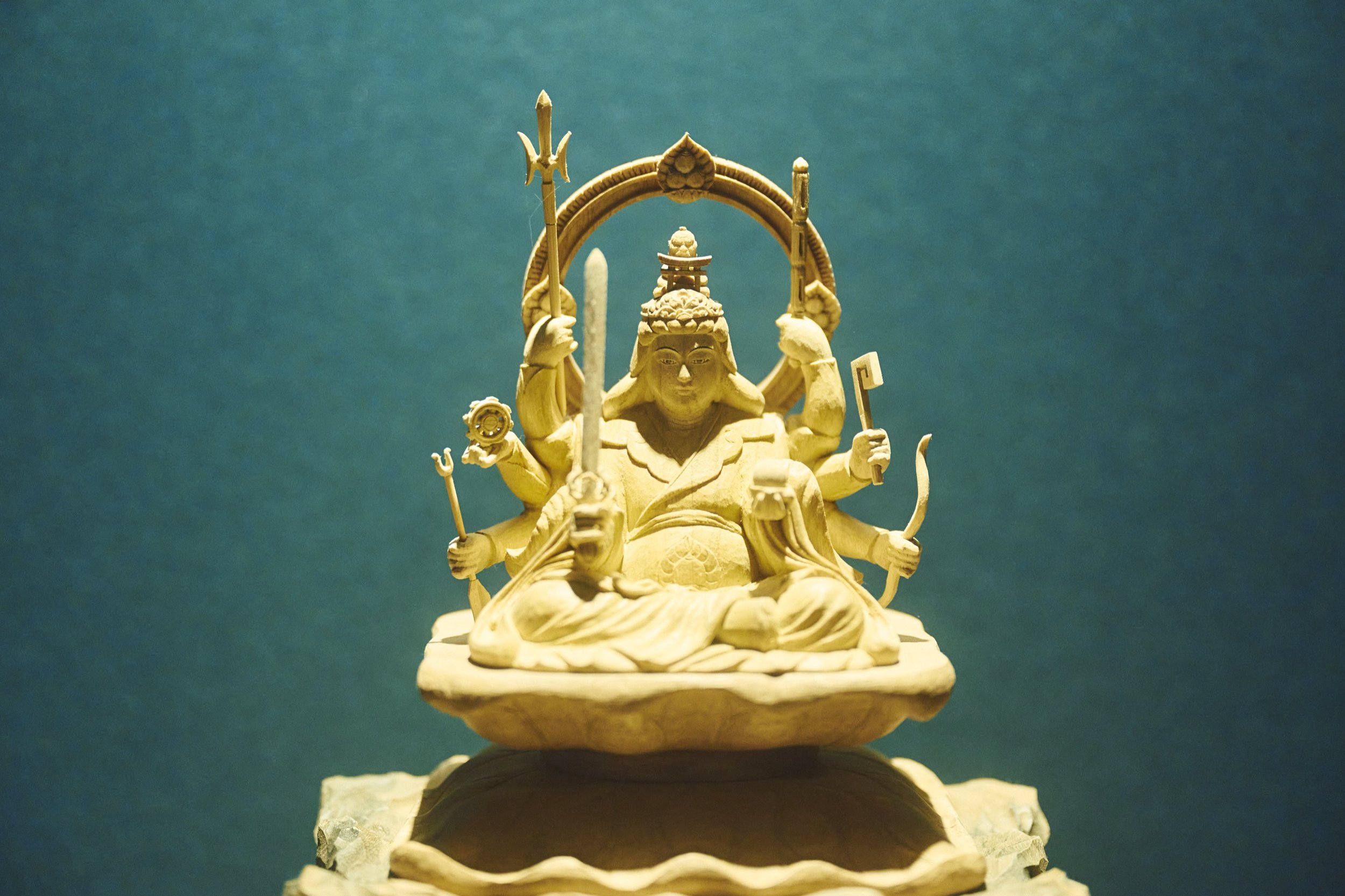 24-KYOTO_BuddhistCarving_HorieMyōkai_2560px_203.jpg