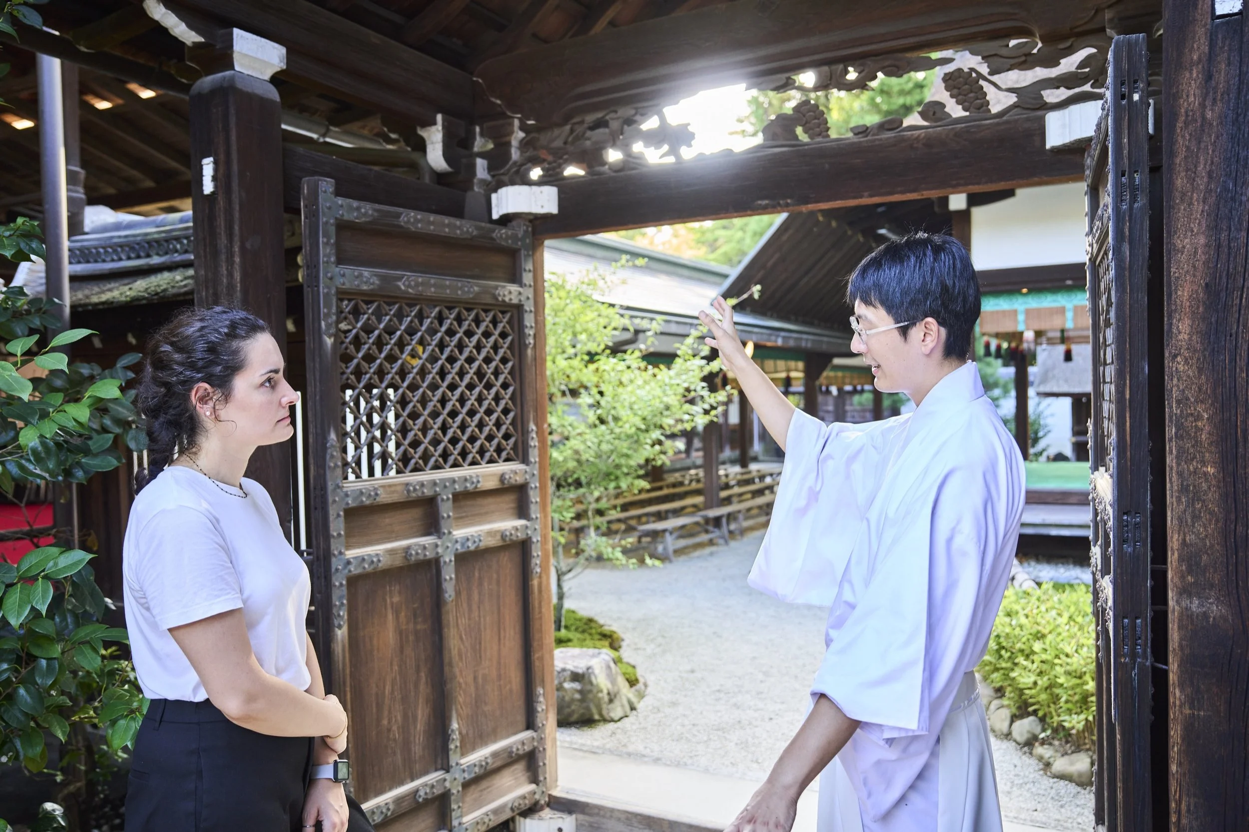 8-KYOTO_Jūnihitoe_ShimogamoJinja_2560px_049.jpg