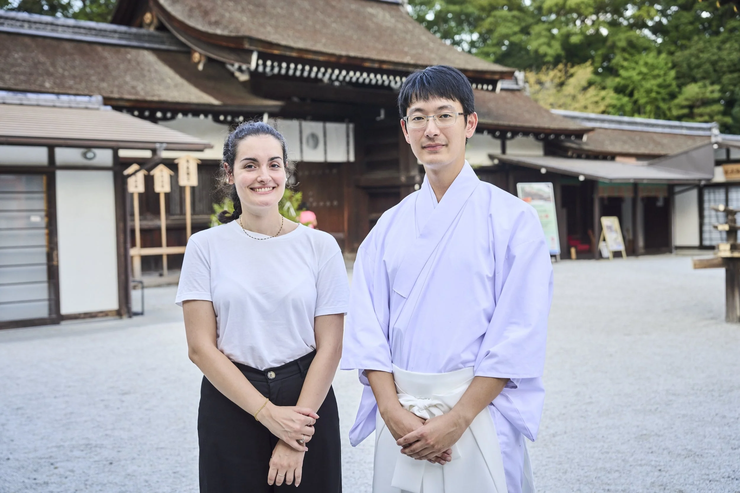 21-KYOTO_Jūnihitoe_ShimogamoJinja_2560px_114.jpg
