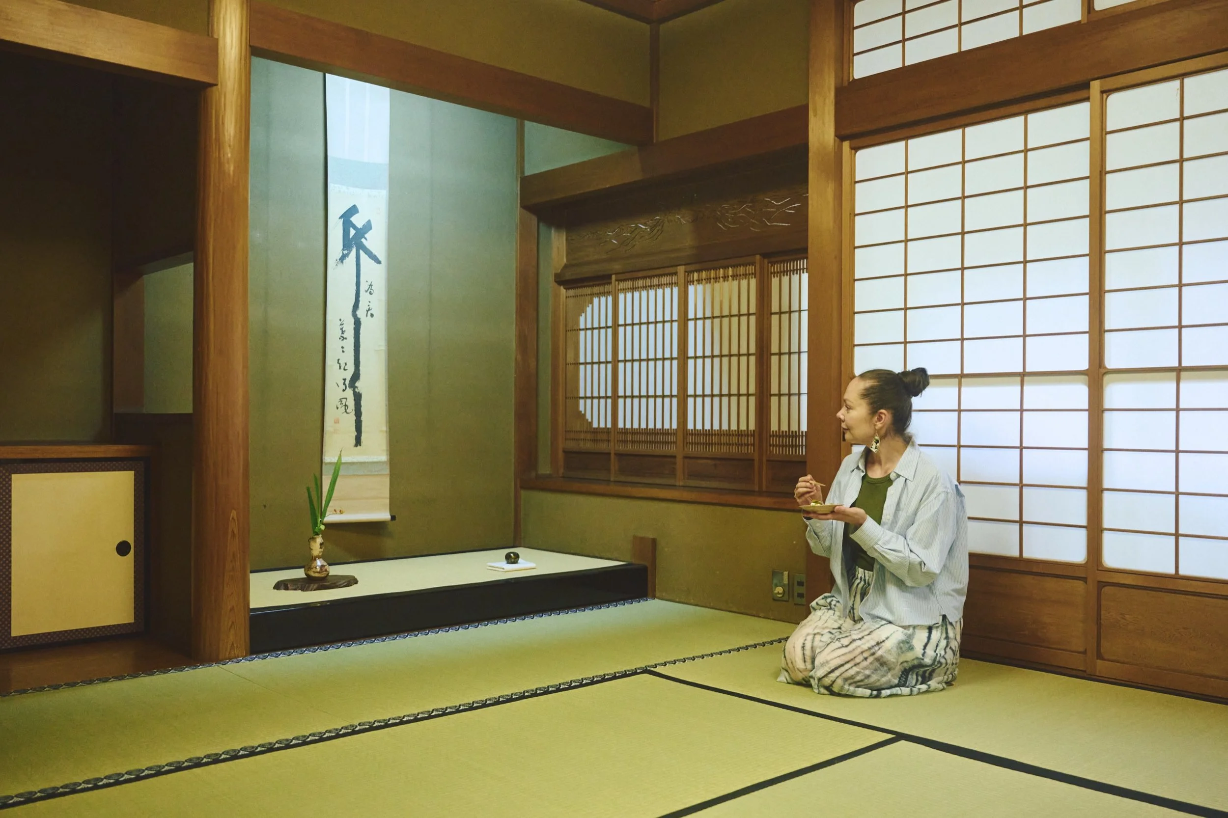 19-KYOTO_ZazenAndTeaCeremony_Eishunji_2560px_164.jpg