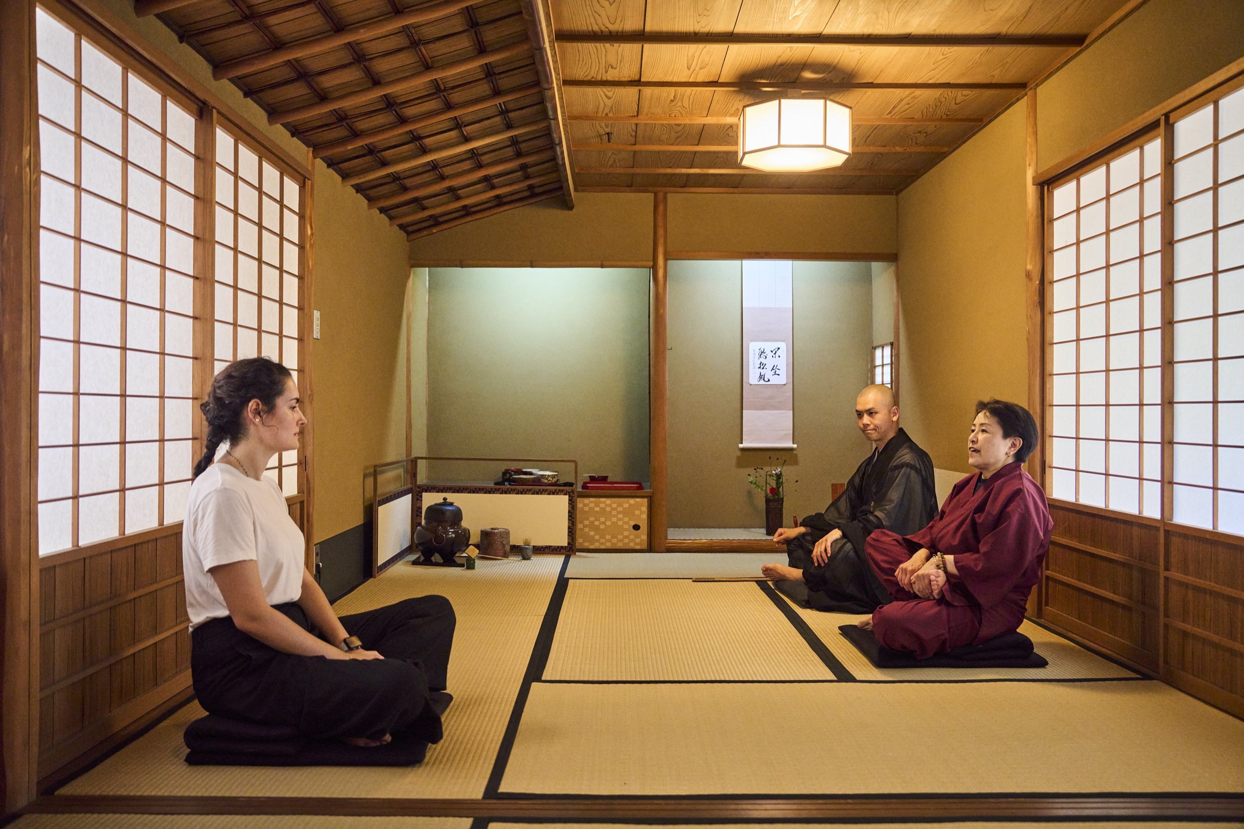 20-KYOTO_Zazen+TeaCeremony_Daisen-in_2560px_007.jpg