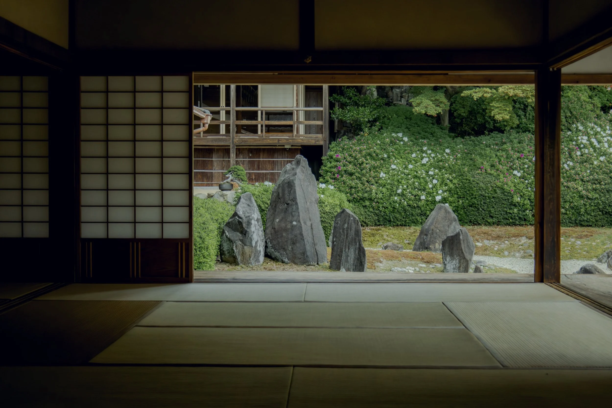 23-KYOTO_ZazenTeaCeremonyShōjinRyōri_Kōmyōin_2560px_081.jpg