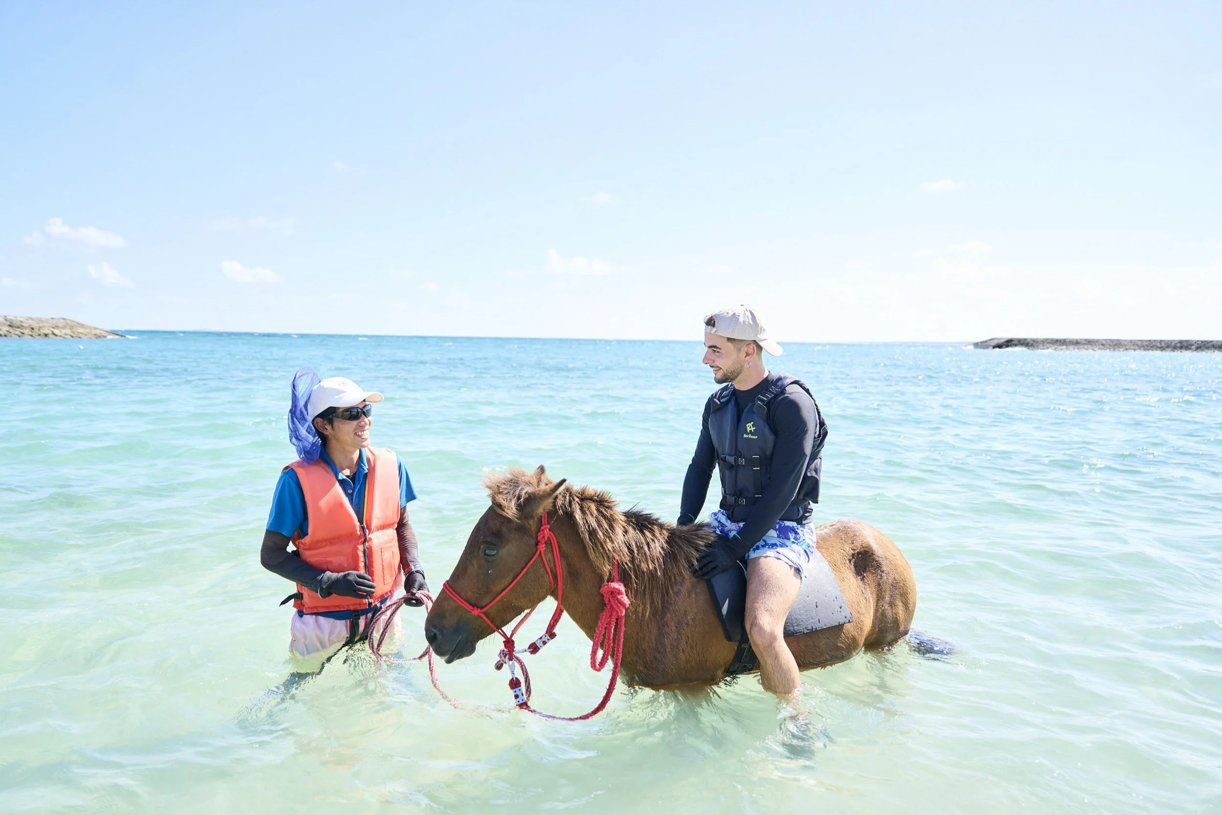 6-OKINAWA_HorseFarm_Umikaze_2560px_046.jpg