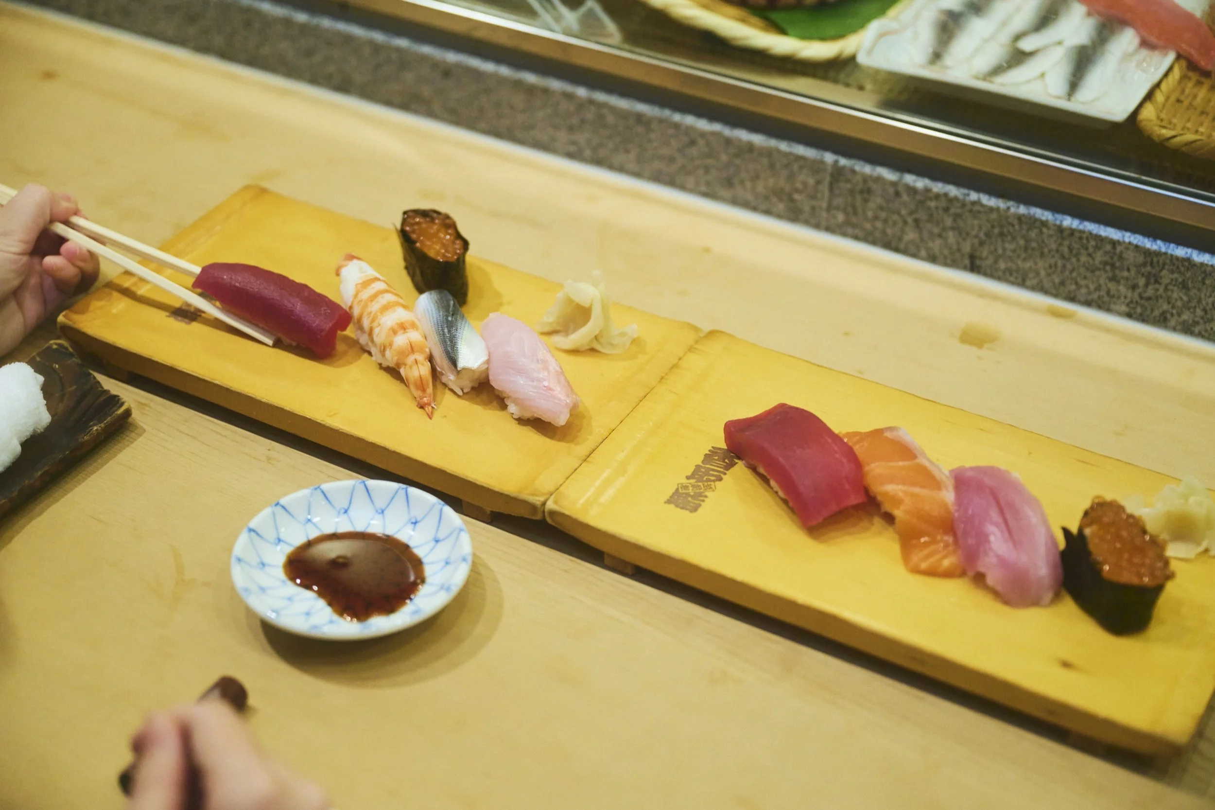 22-TOKYO_Sushi_KatoriZushi_2560_160.jpg