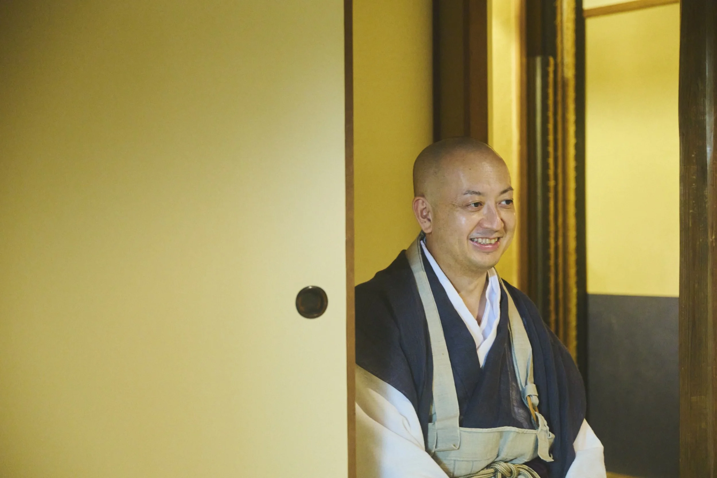27-TOKYO_Zazen&TeaCeremony_Shōunji_2560px_248.jpg
