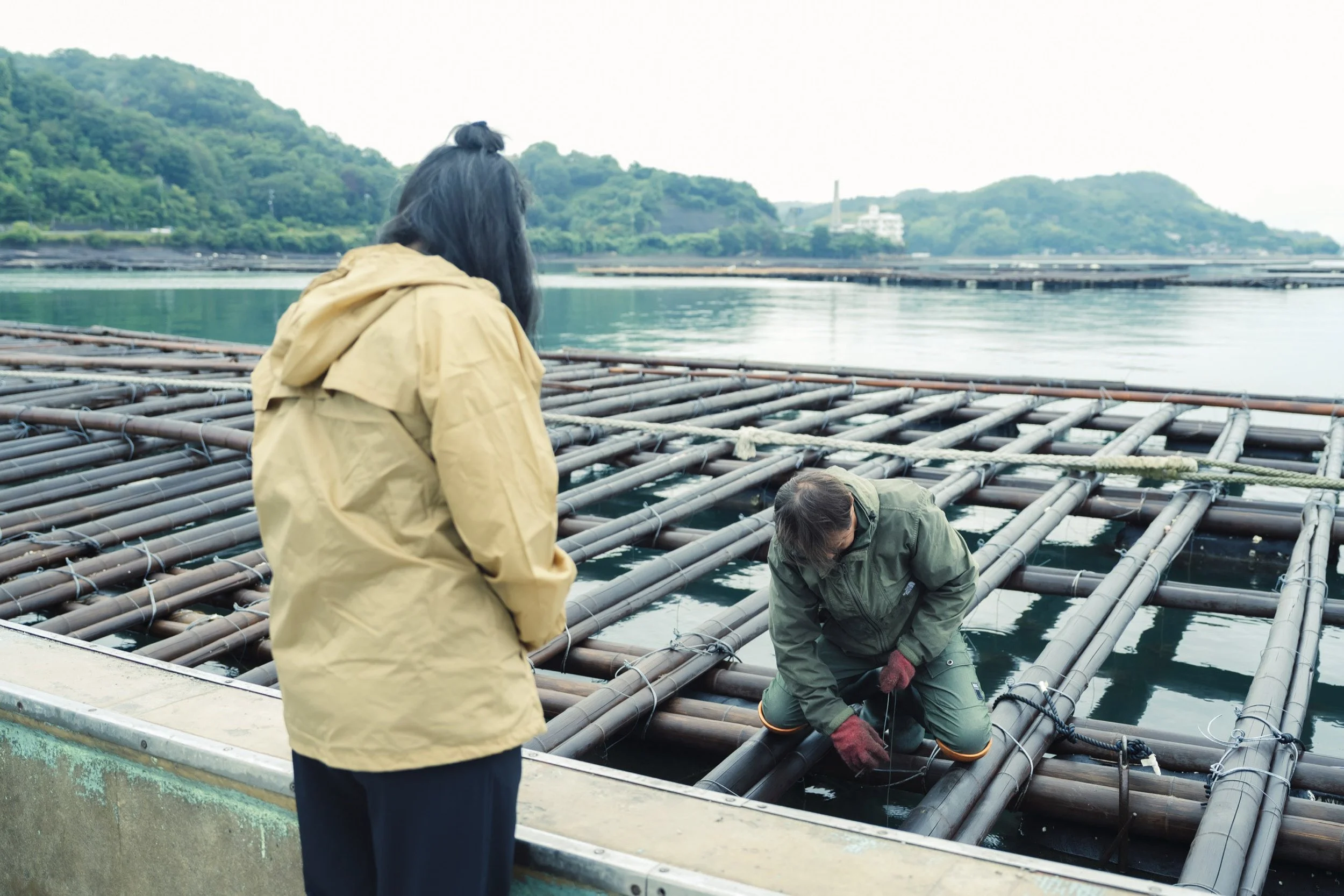 21-HIROSHIMA_OysterFarming_KanedaSuisan_2560px_091.jpg