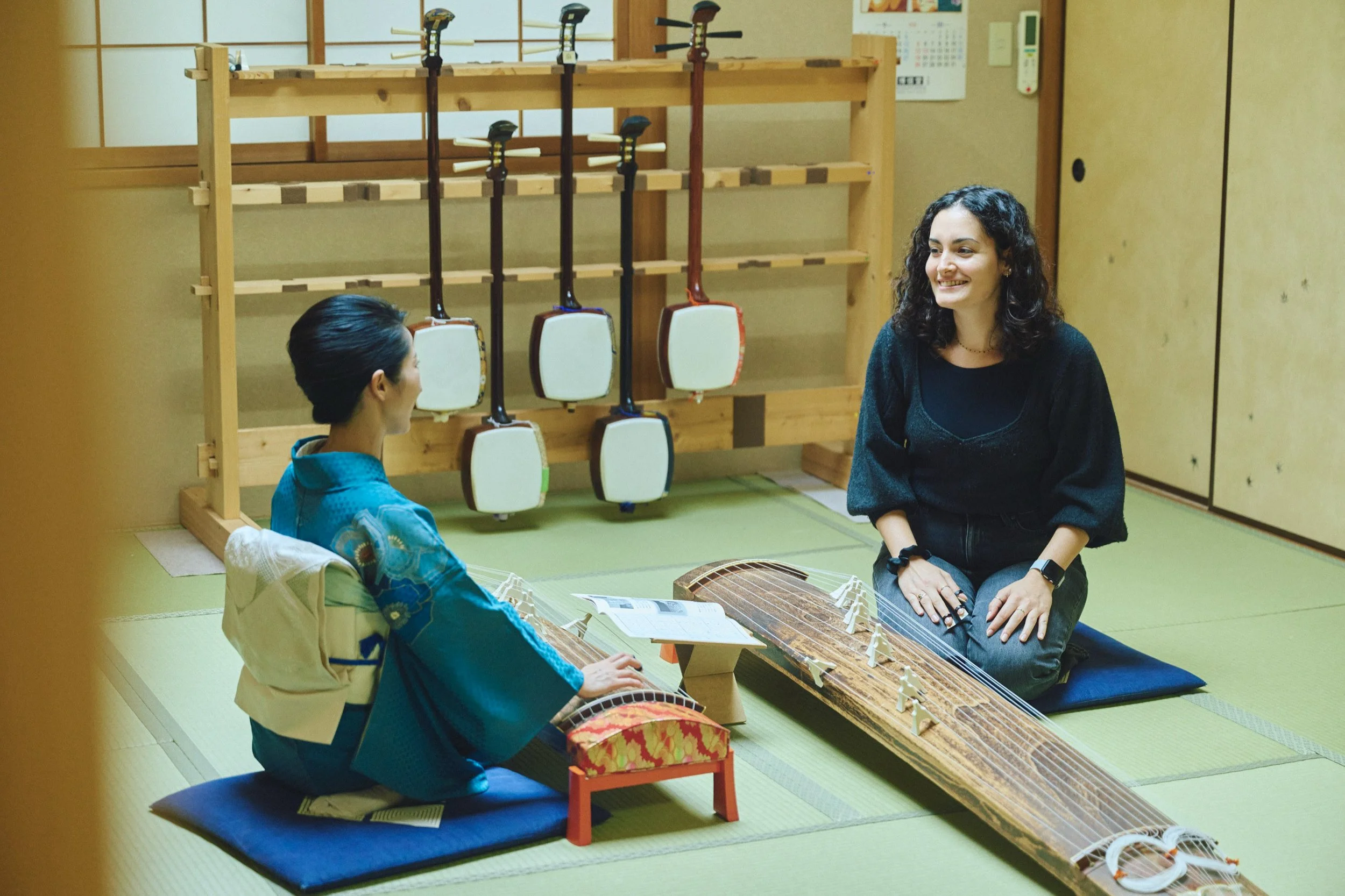 21-OSAKA_KotoZitherLesson_KikutakeShōko_2560px_214.jpg