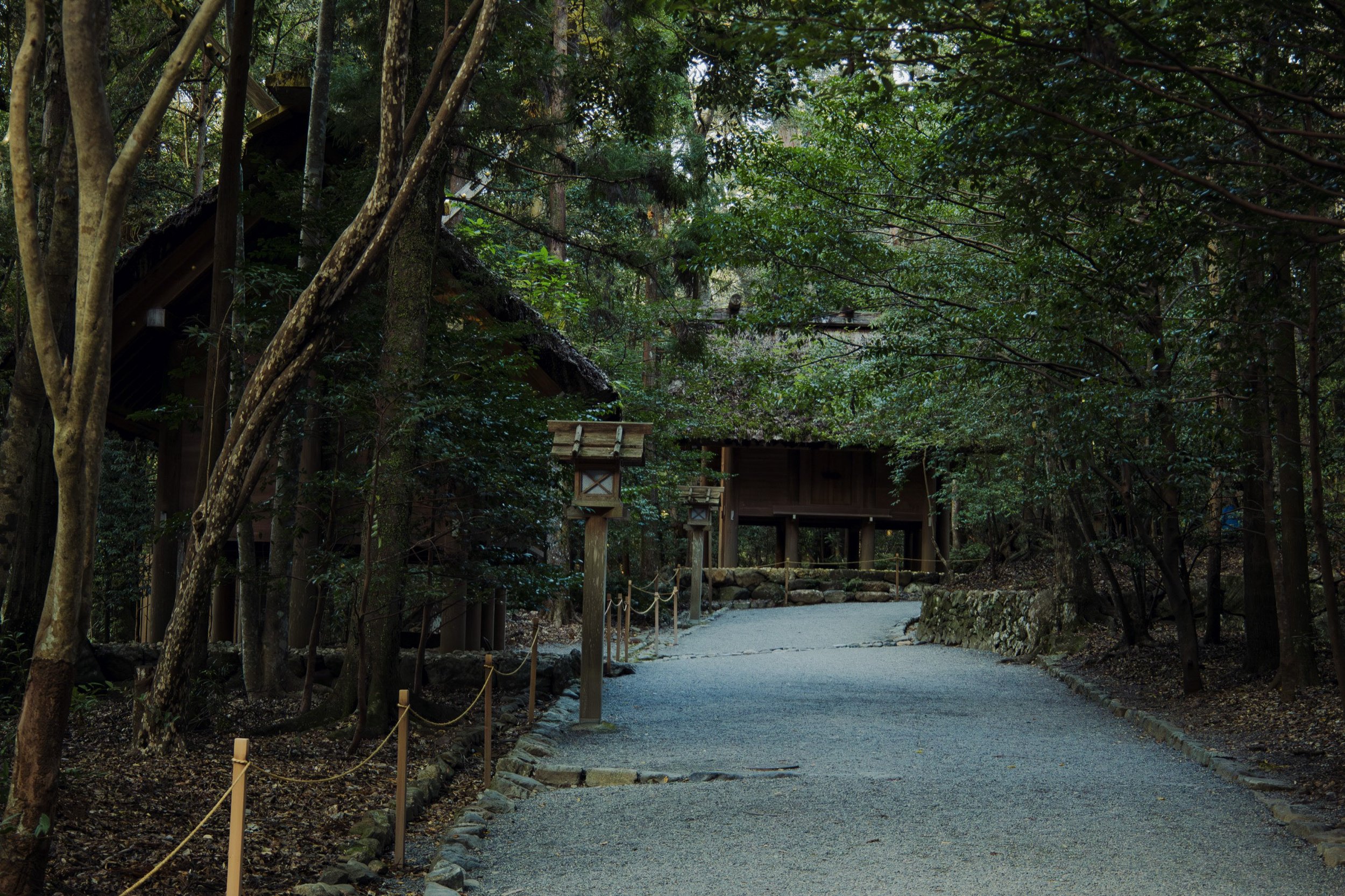 18-MIE_IseJingu_2560px_073.jpg