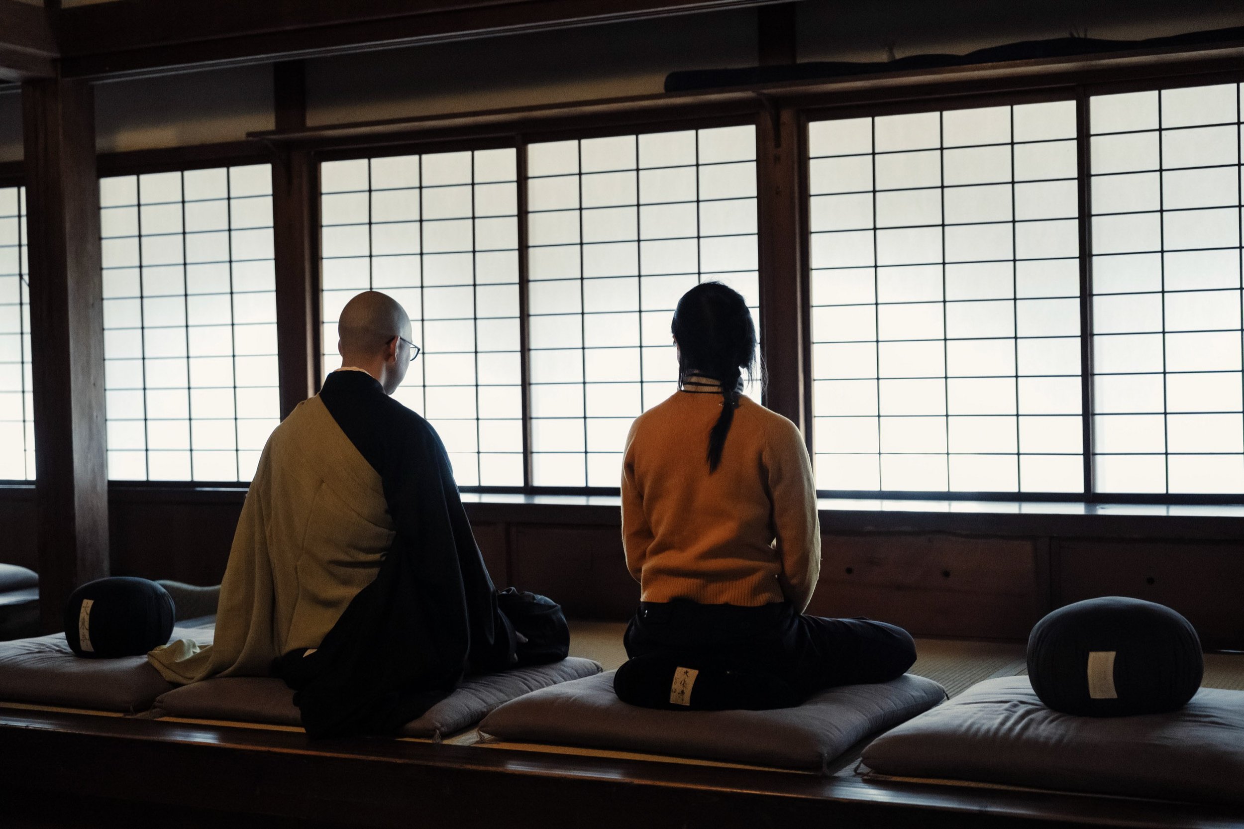 13-KANAZAWA_Zazen_Daijōji_2560px_089.jpg