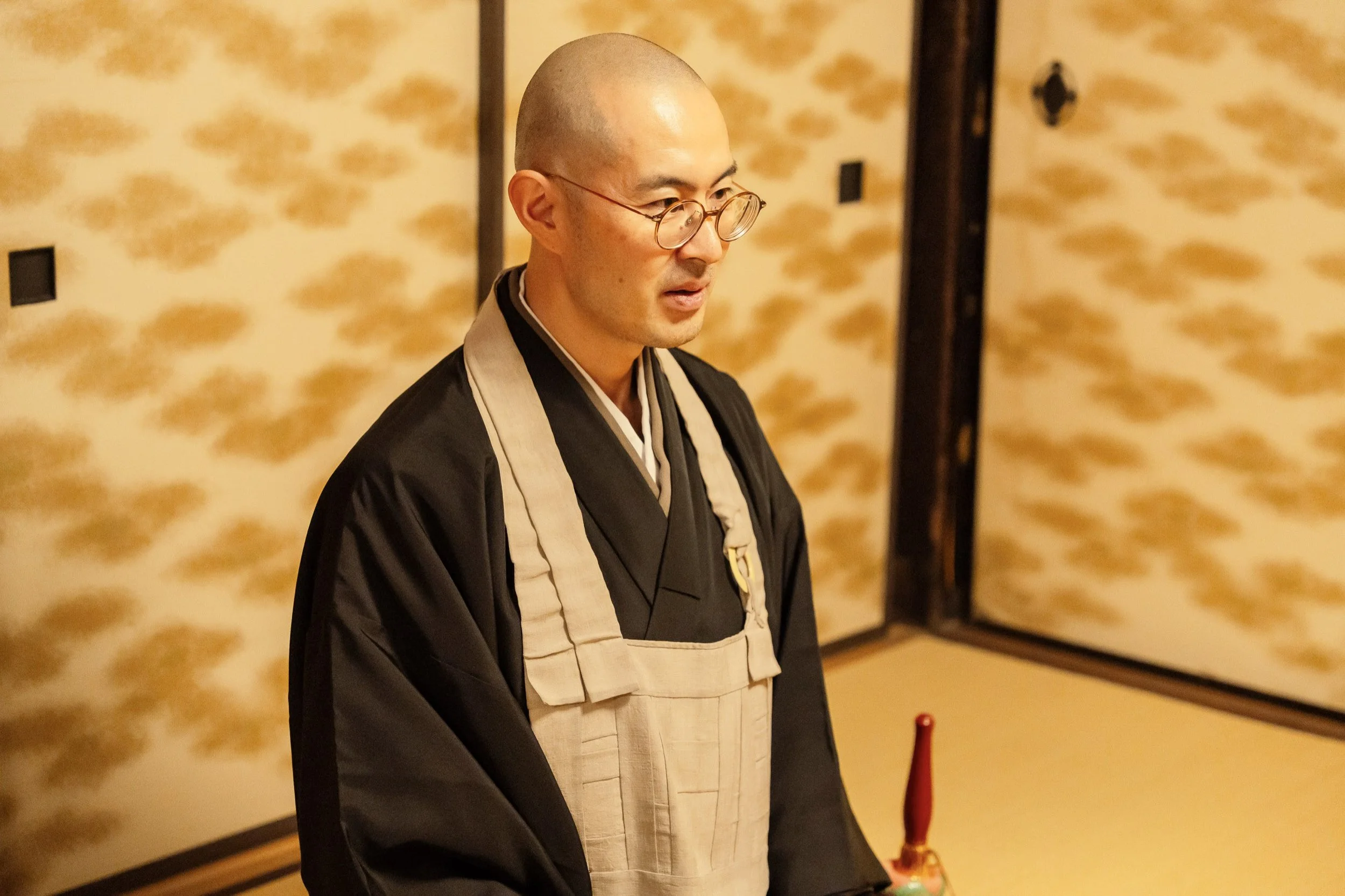 13-KANAZAWA_Zazen_Sōzenji_2560px_061.jpg