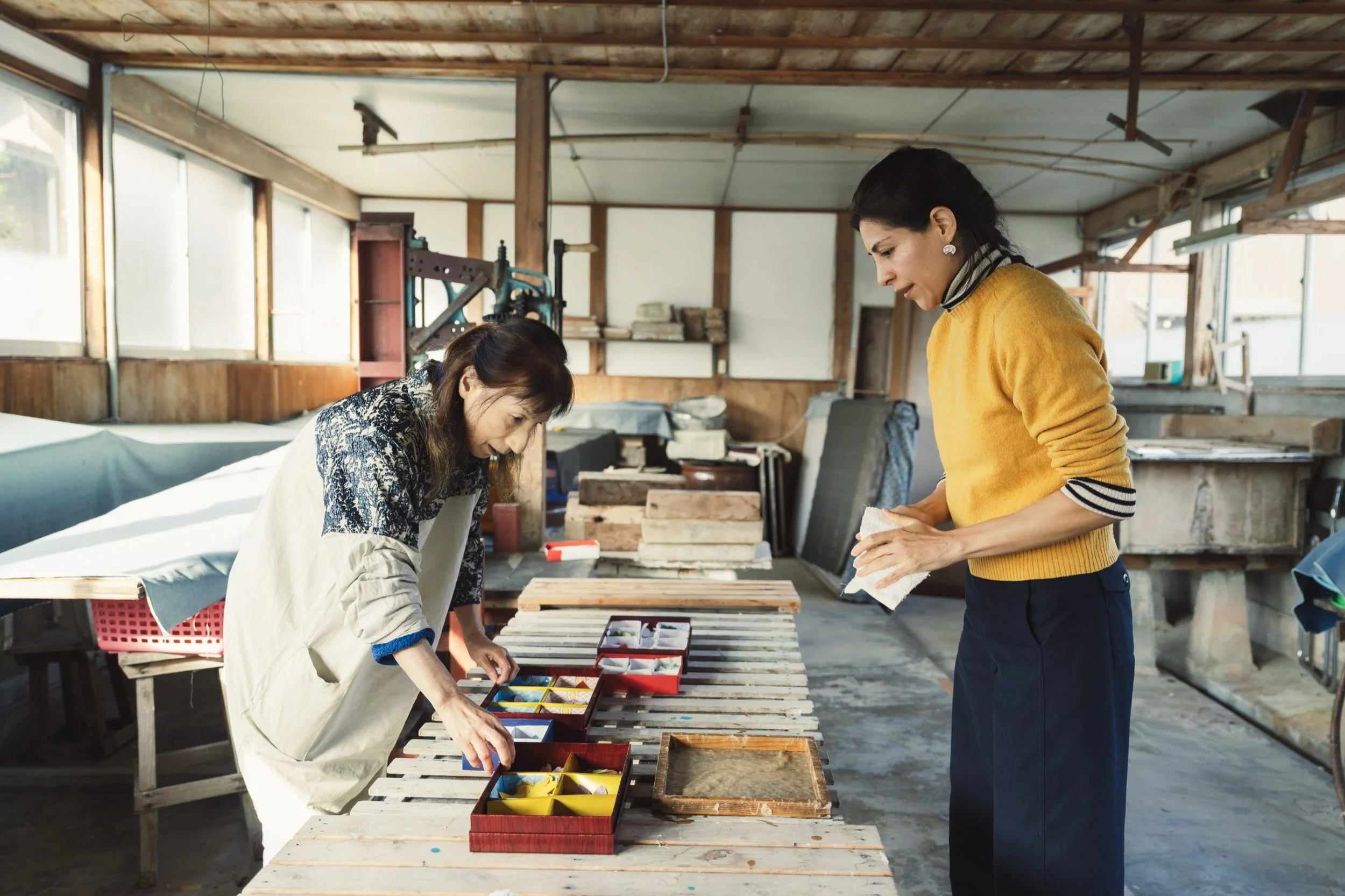 17-KANAZAWA_WashiPaperMaking_KagaNotoNorenkai_2560px_010.jpg