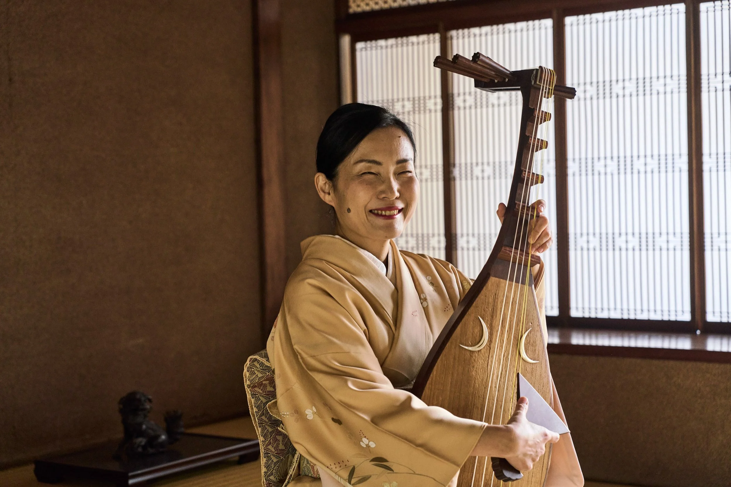 22-FUKUOKA_BiwaLute_OgataChōka_2560px_146.jpg
