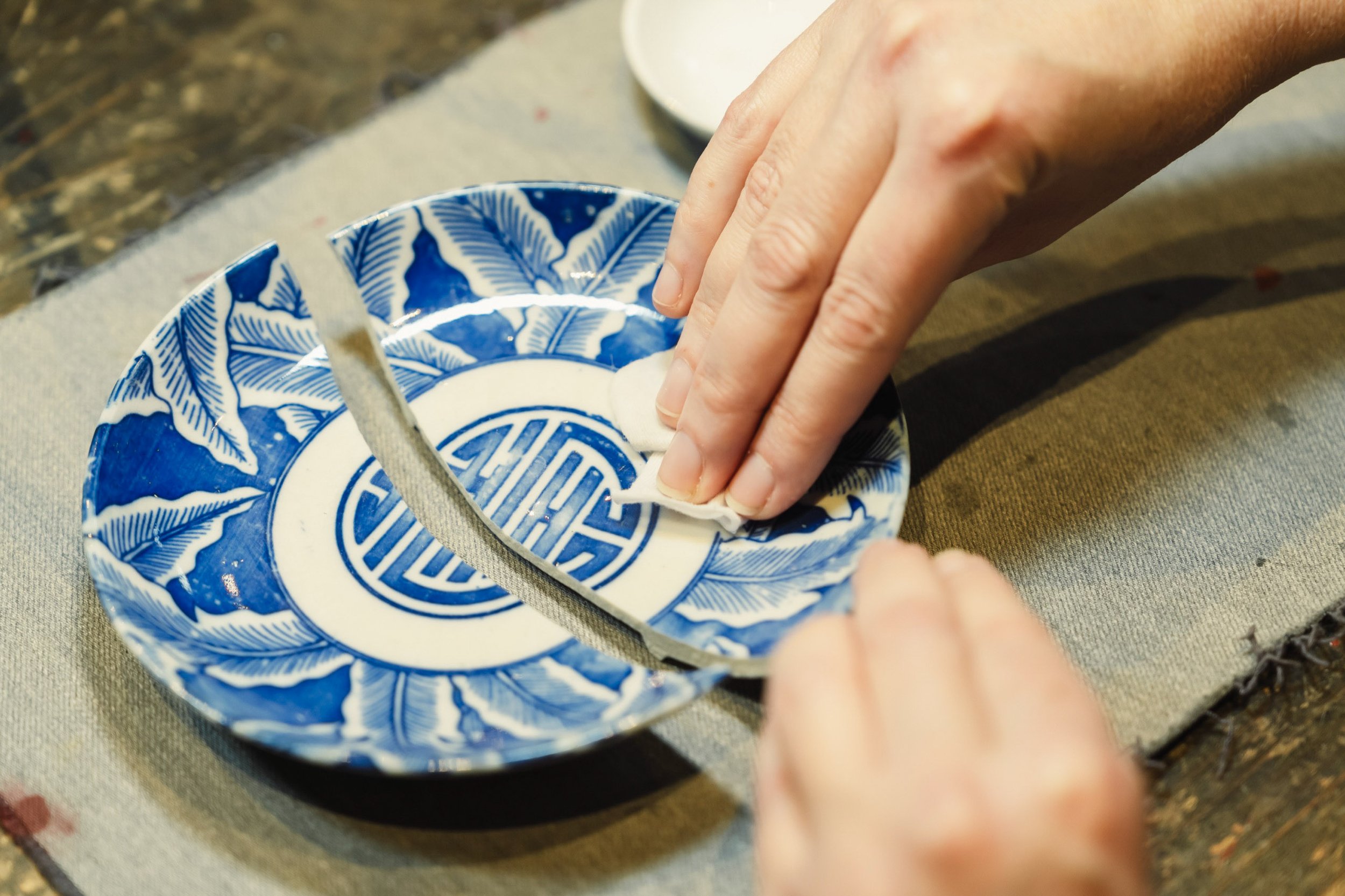 2-KYOTO_Kintsugi_TsukuroiNoUtsuwa_2560px_006.jpg