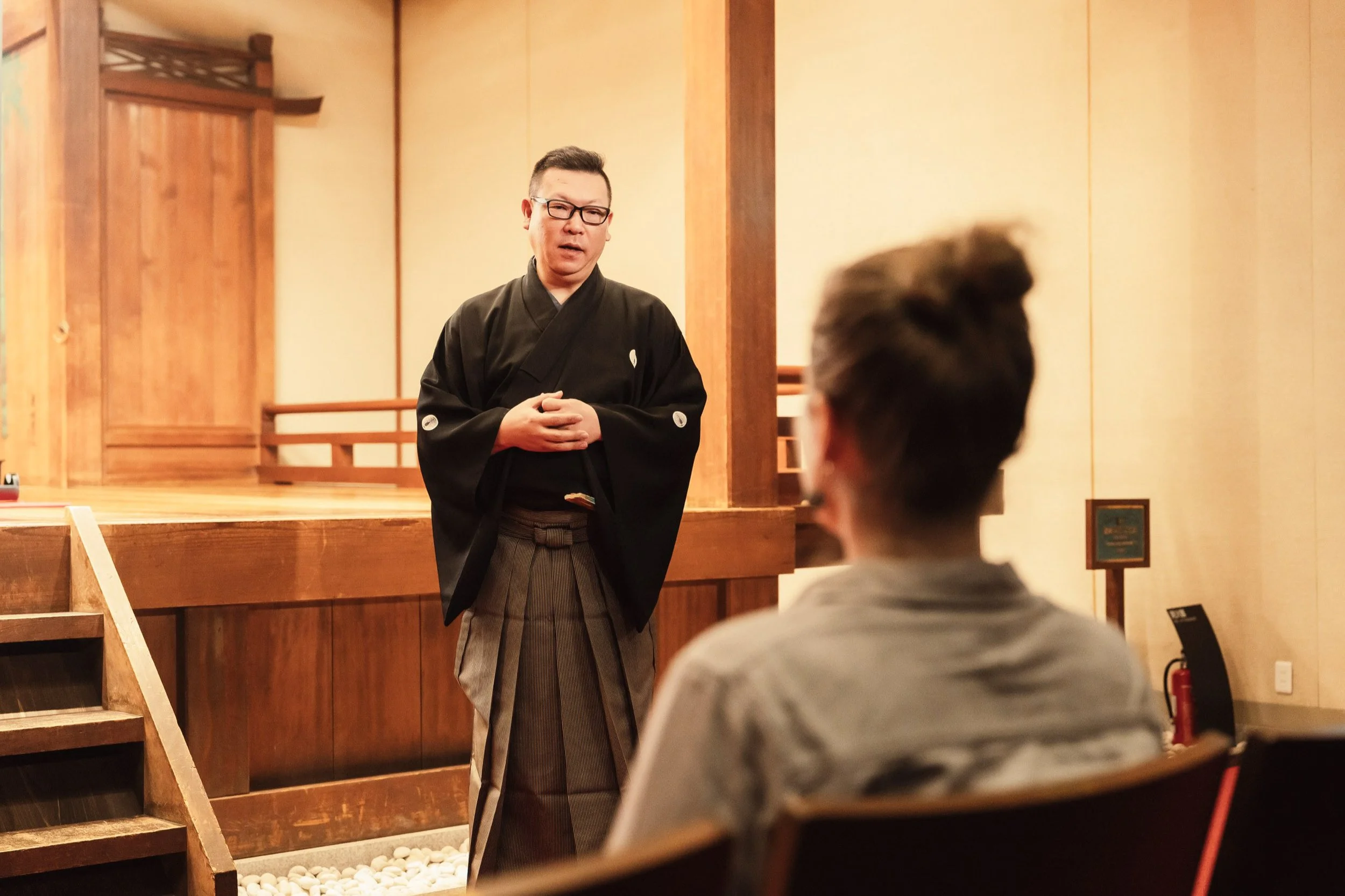 1-OSAKA_NohTheater_Ōtsuki_2560px_008.jpg