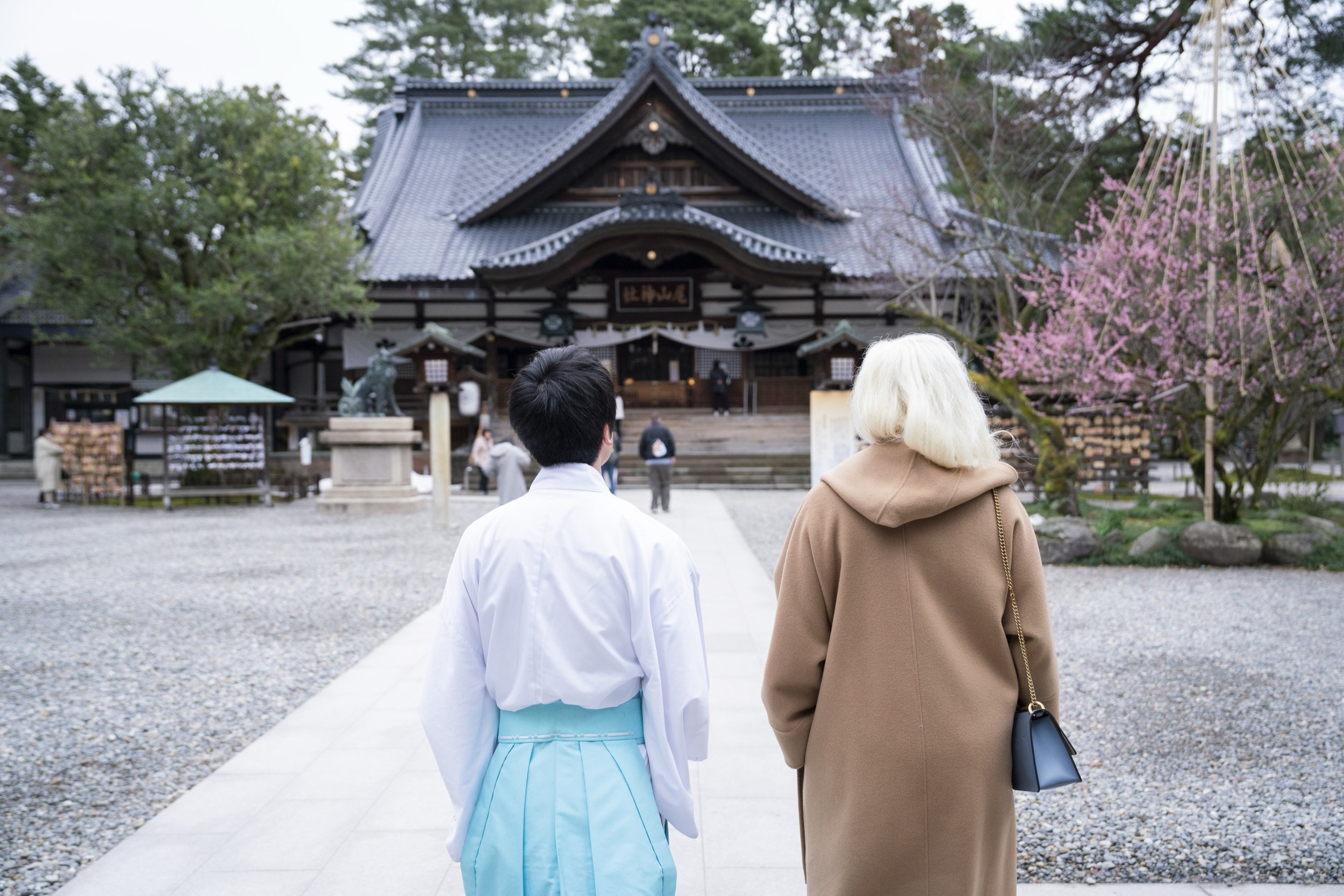 4-KANAZAWA_ShrineTour_尾山神社_2560px_025.jpg