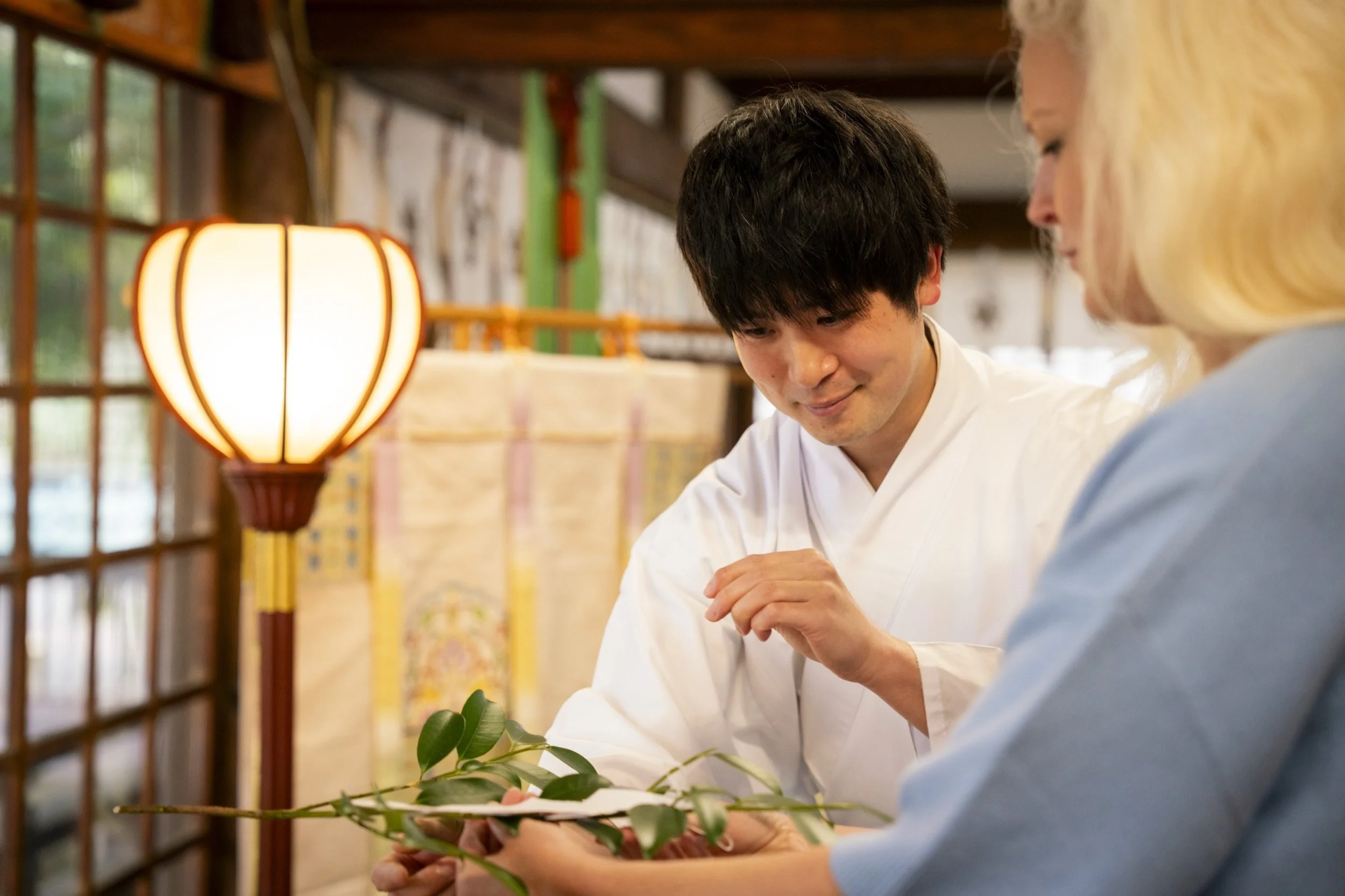 11-KANAZAWA_ShrineTour_尾山神社_2560px_085.jpg