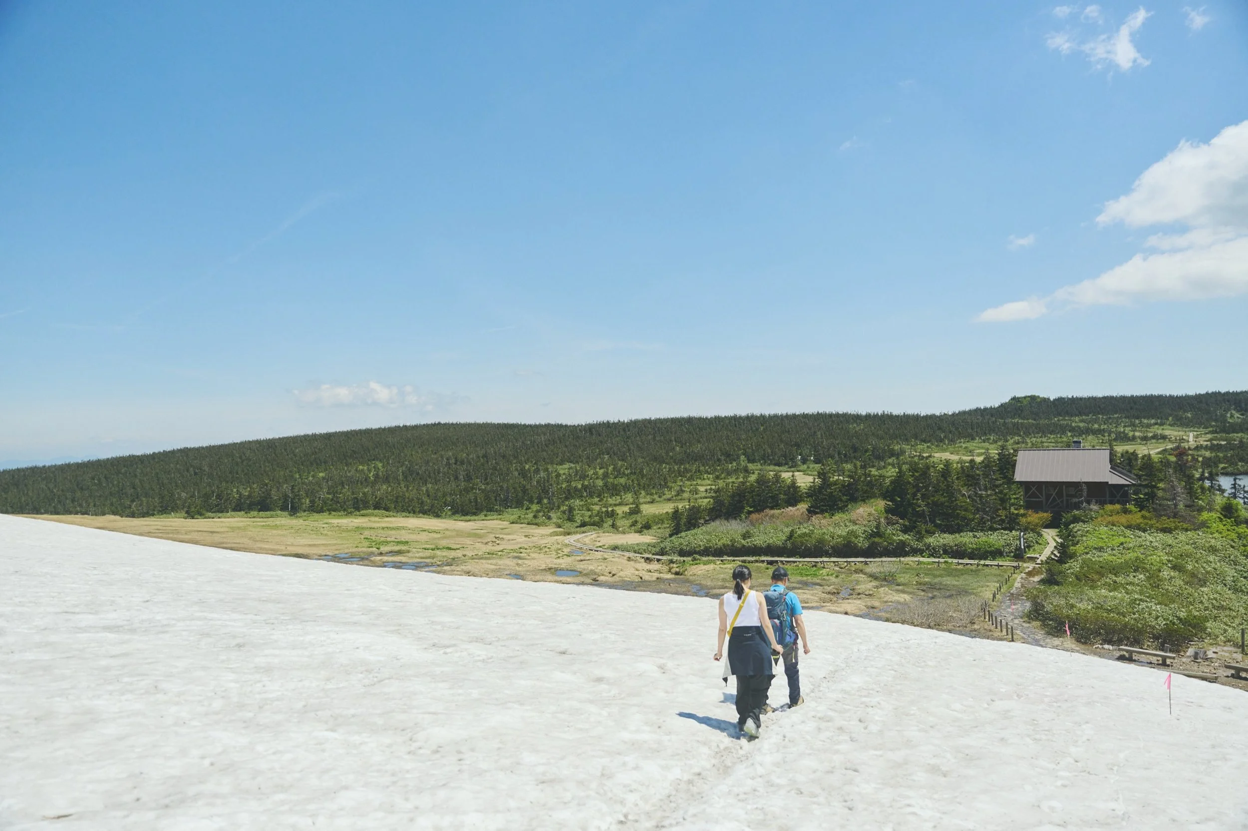 17-JP-03-HIKE-01_MORIOKA_MountHachimantaiTrekking_2560px_192.jpg