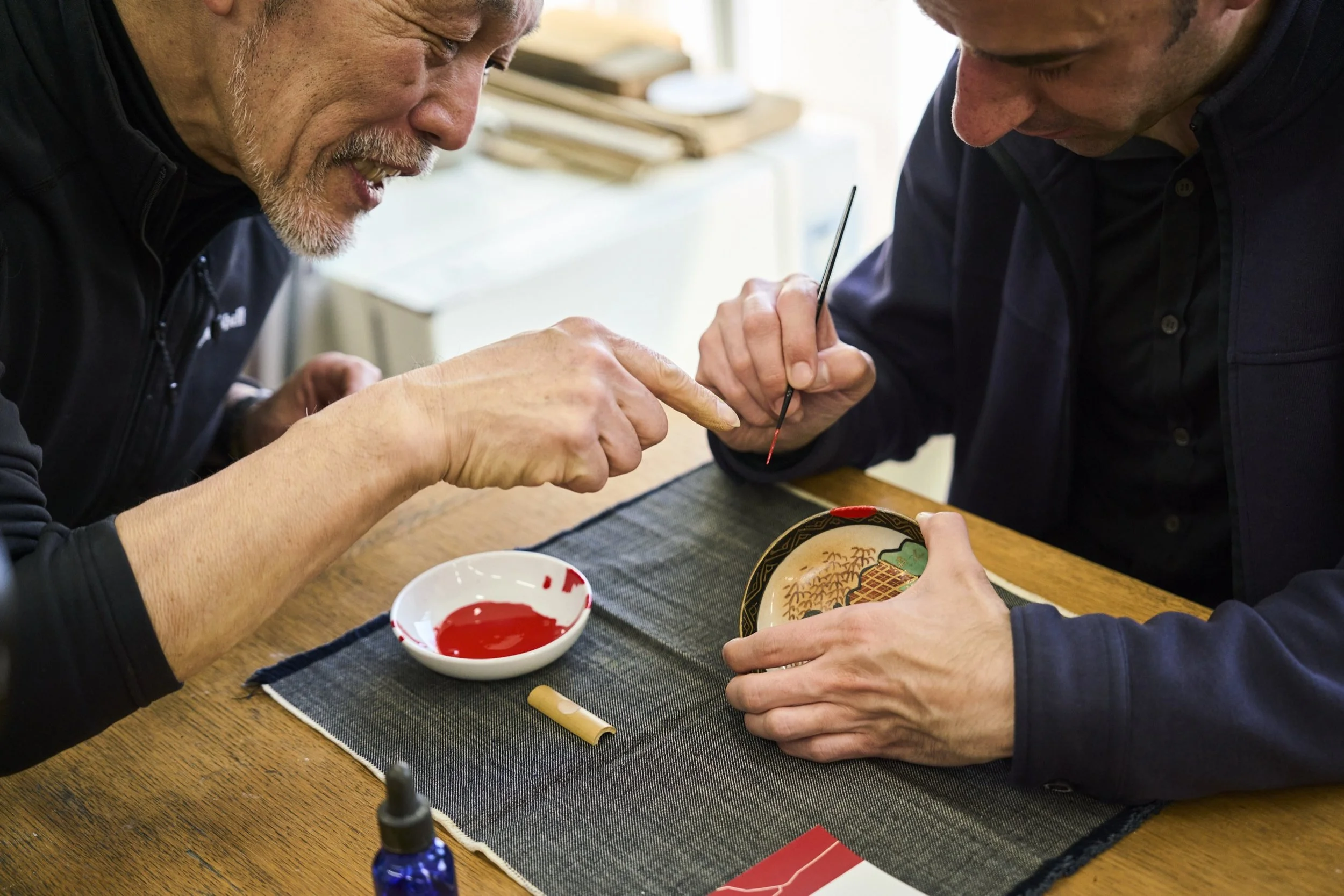 15-JP-33-CRMC-01_Kintsugi_繕いのうつわ岡山工房_2560px_057.jpg