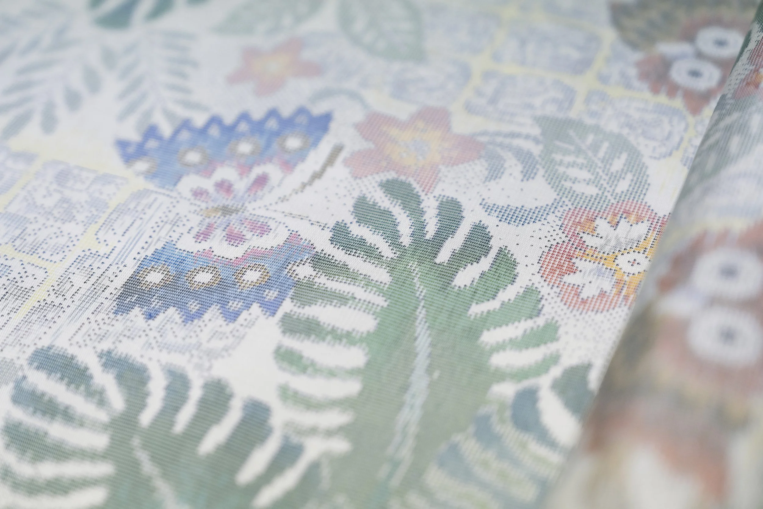 1-Kagoshima_Ooshima Weaving_001.jpg