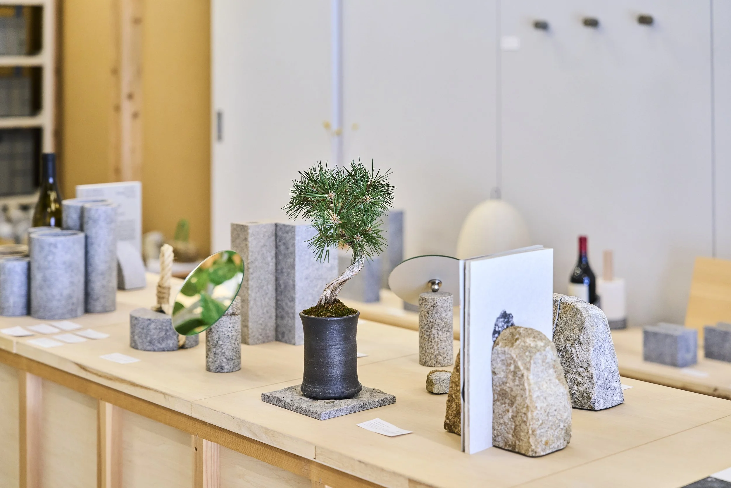 12-Takamatsu_Stone Bookend_001.jpg