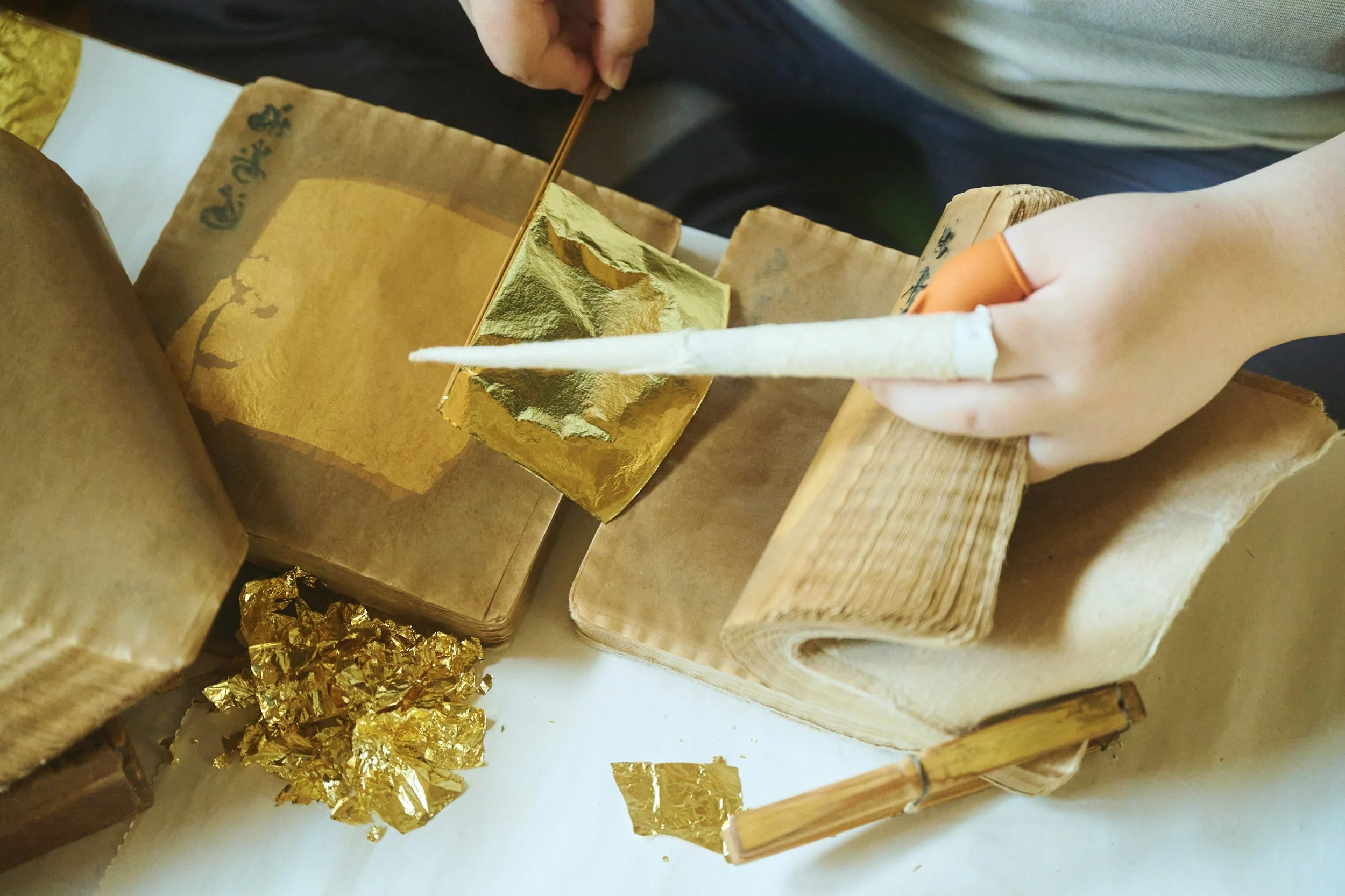 4-Kanazawa_Gold leaf manufacturing_032.jpg