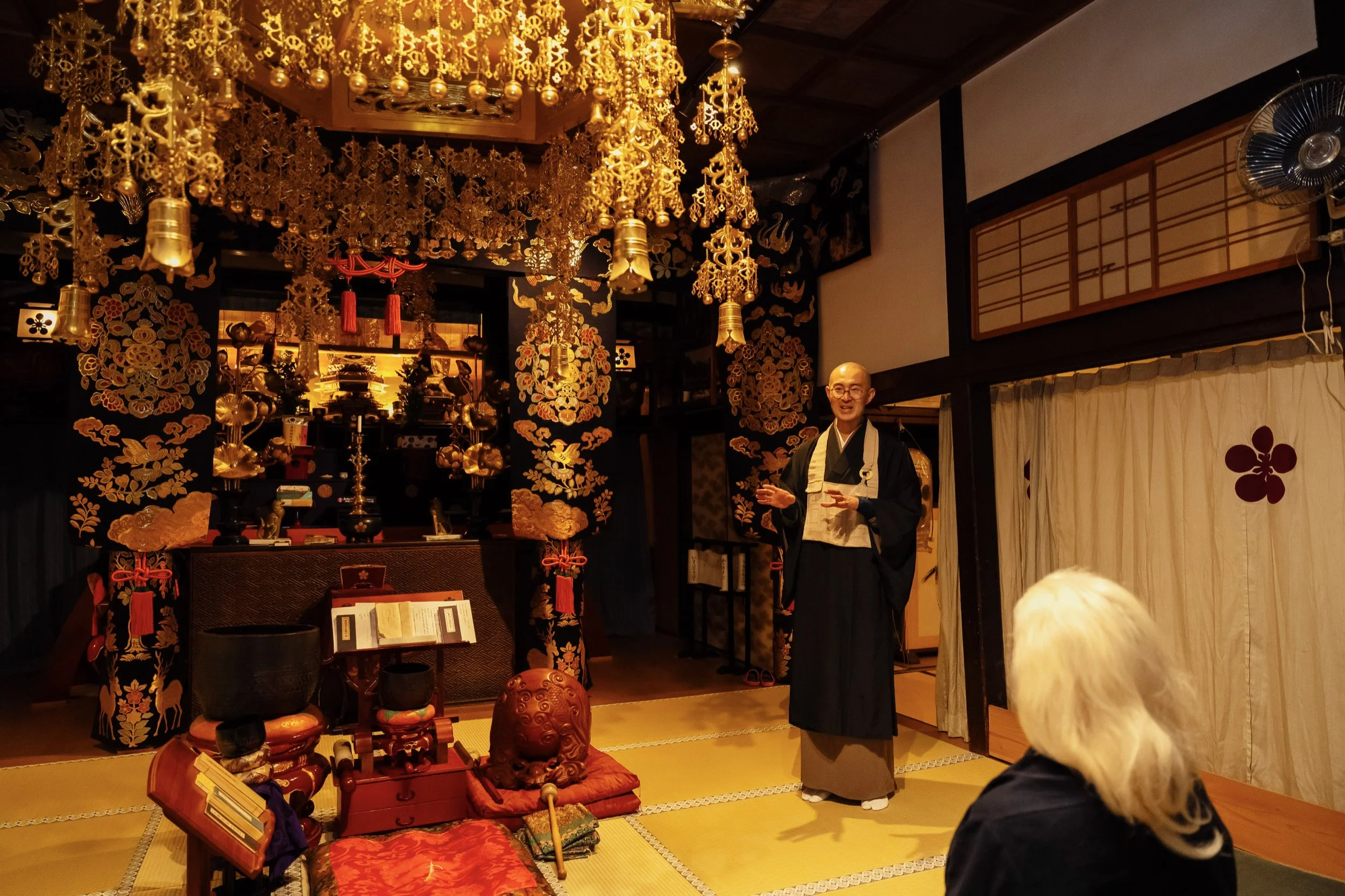 17-KANAZAWA_Zazen_Sōzenji_2560px_026.jpg