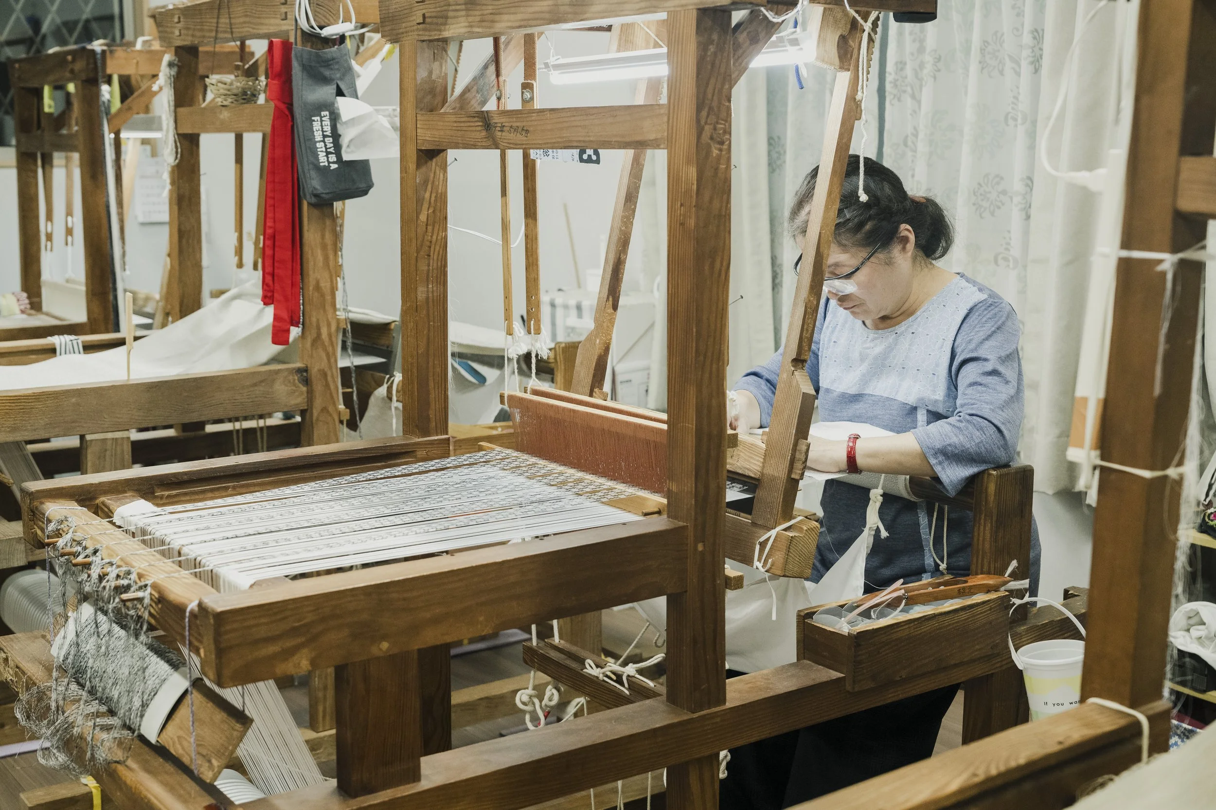15-Kagoshima_Ooshima Weaving_076.jpg