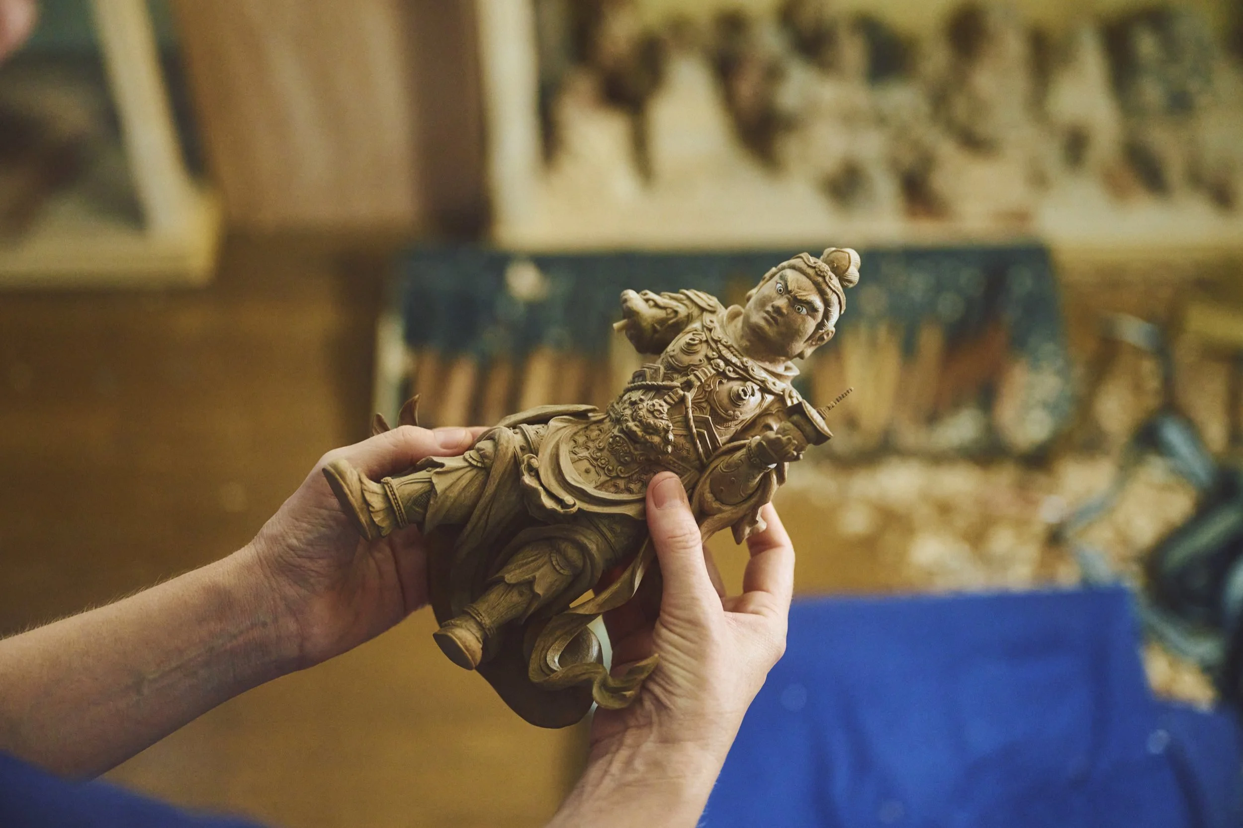 18-KYOTO_BuddhistCarving_HorieMyōkai_2560px_122.jpg