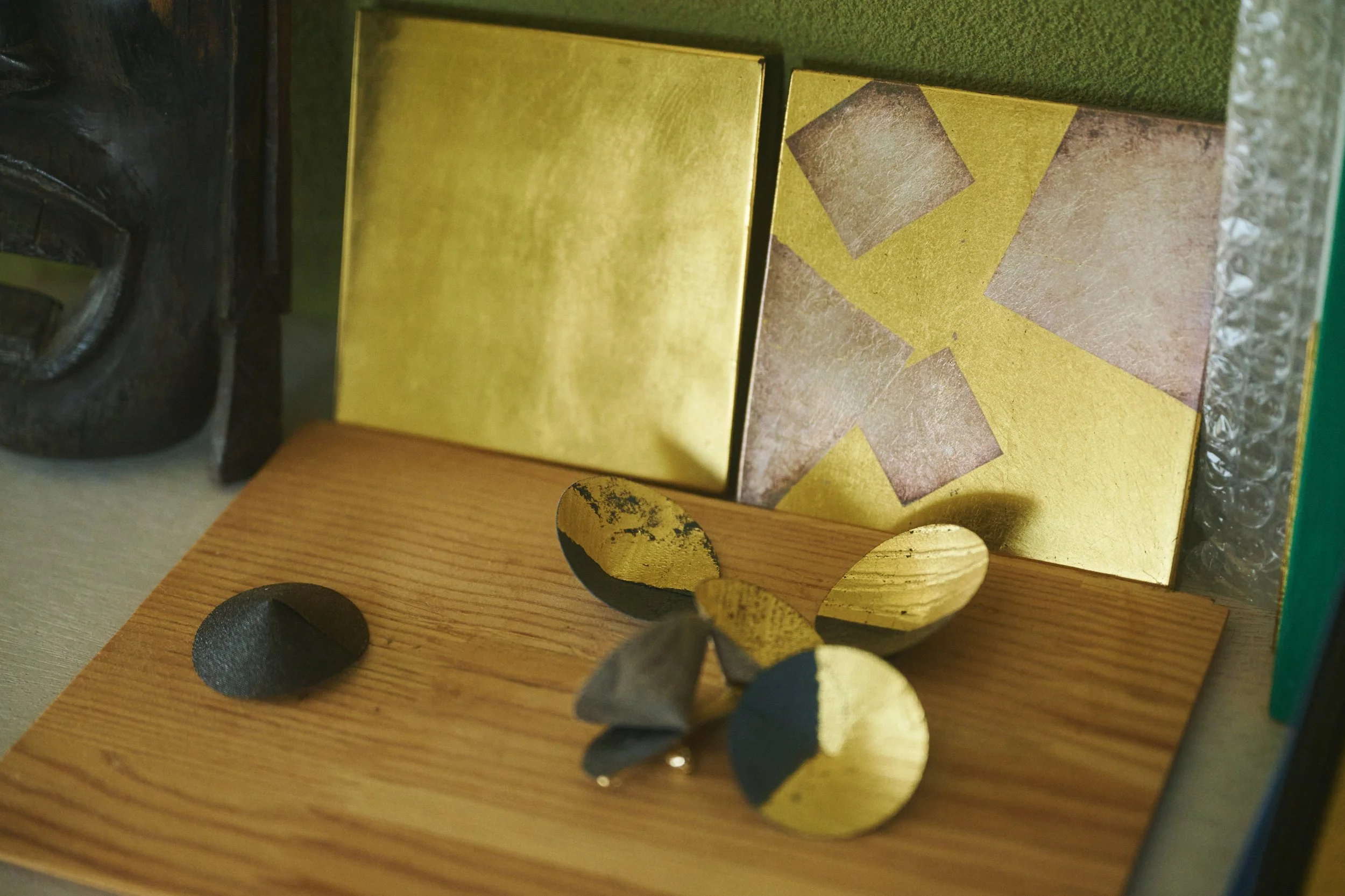 8-Kanazawa_Gold leaf manufacturing_068.jpg