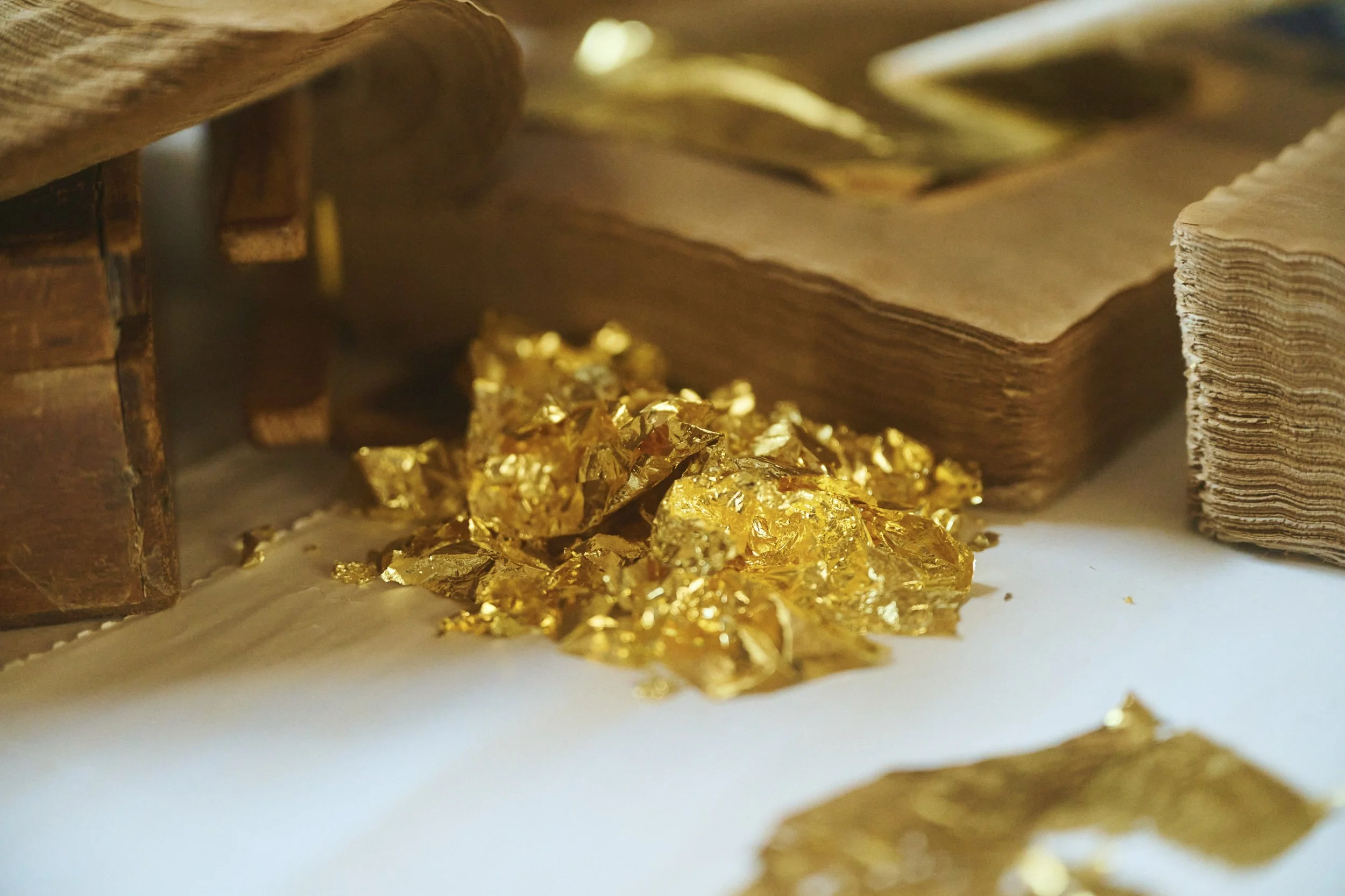 12-Kanazawa_Gold leaf manufacturing_117.jpg